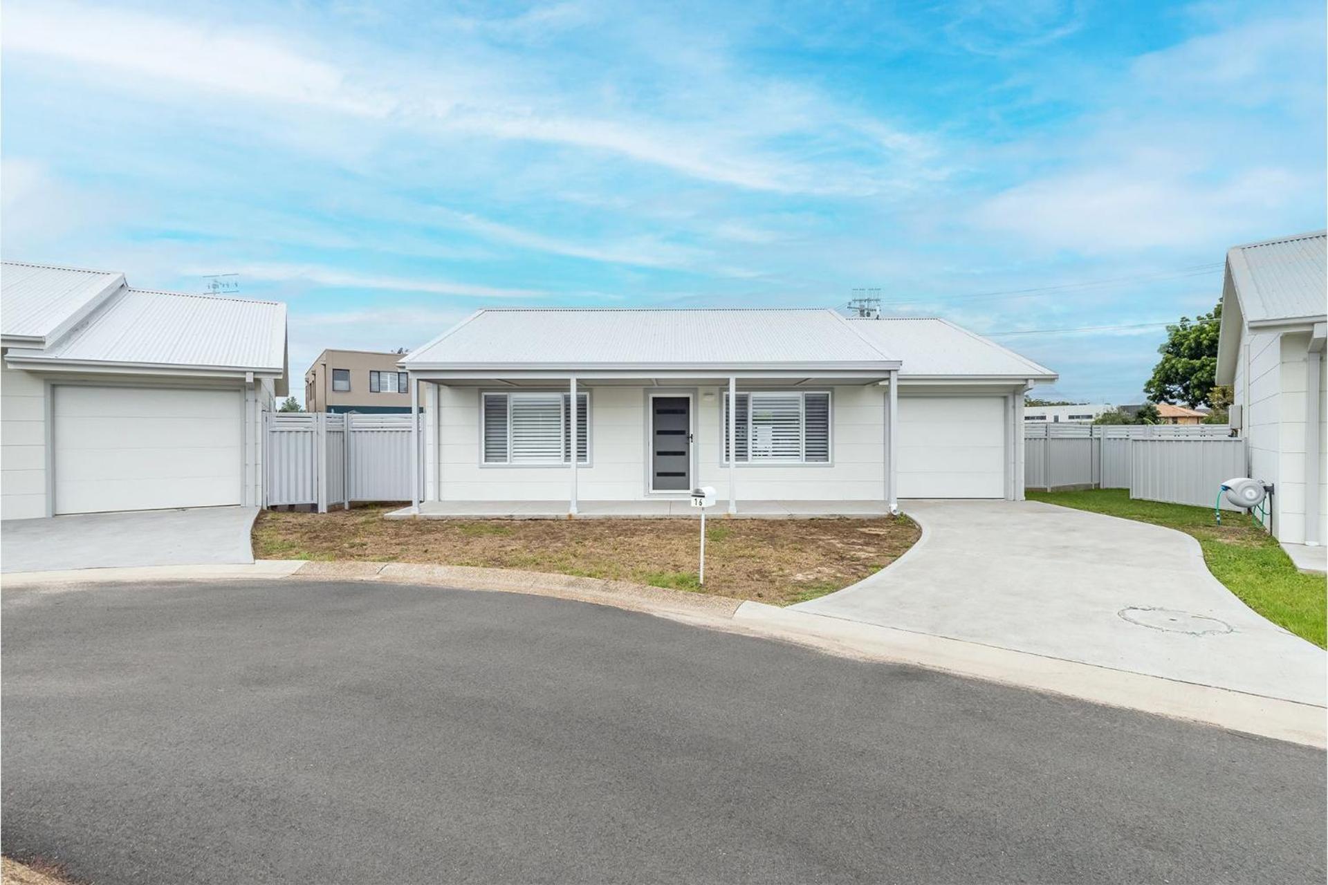 The Inlet 16 Inlet Cl linen air con WiFi and ground level
