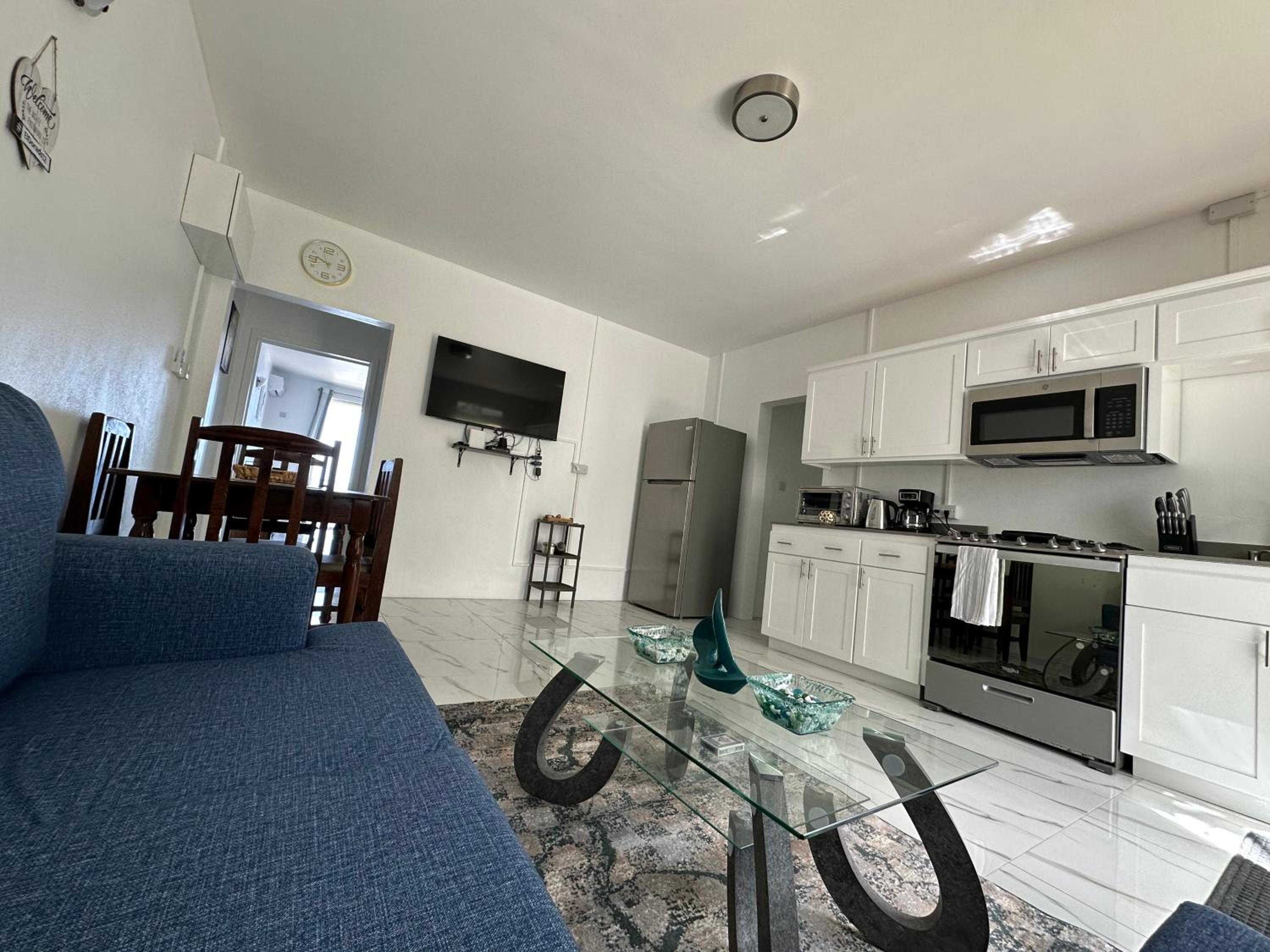 ElDorado Guesthouse & Car Rental