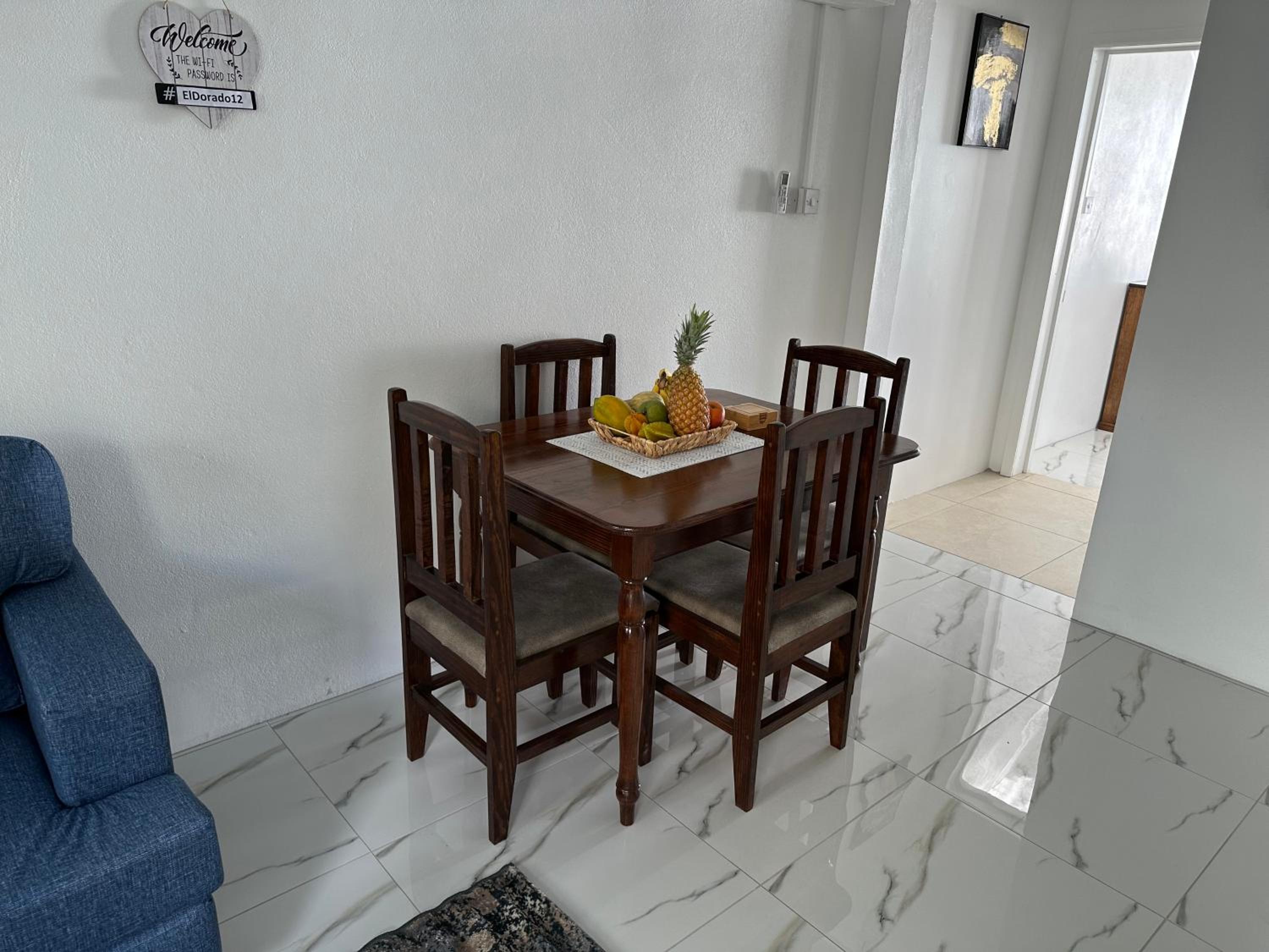 ElDorado Guesthouse & Car Rental