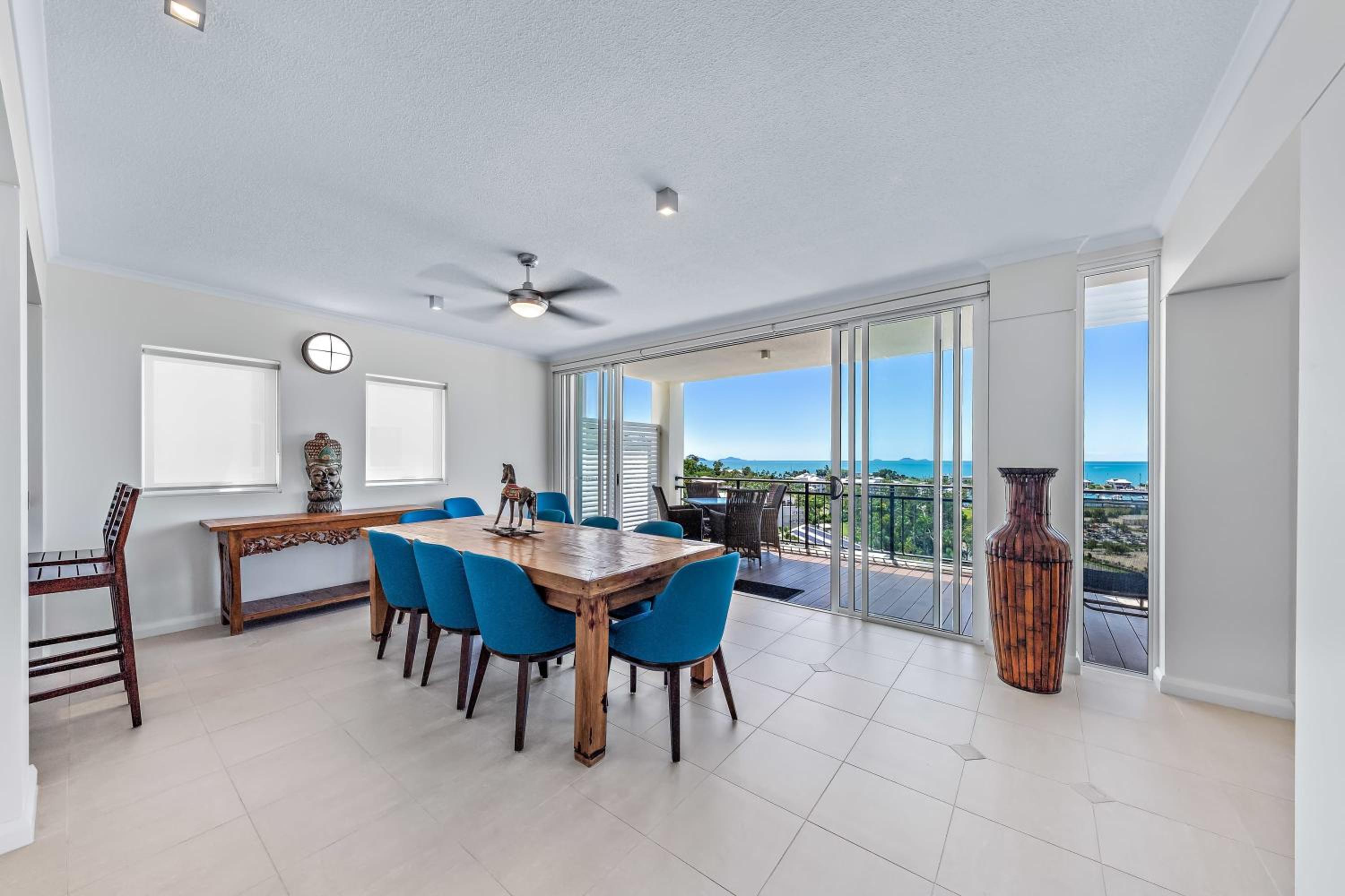 Whitsunday Blue Penthouse with the best views in Airlie Beach