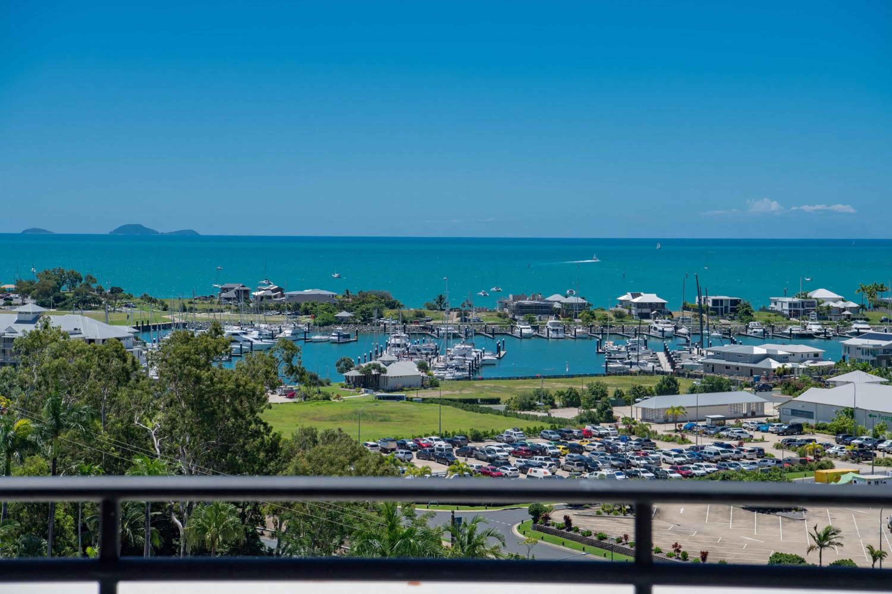 Whitsunday Blue Penthouse with the best views in Airlie Beach