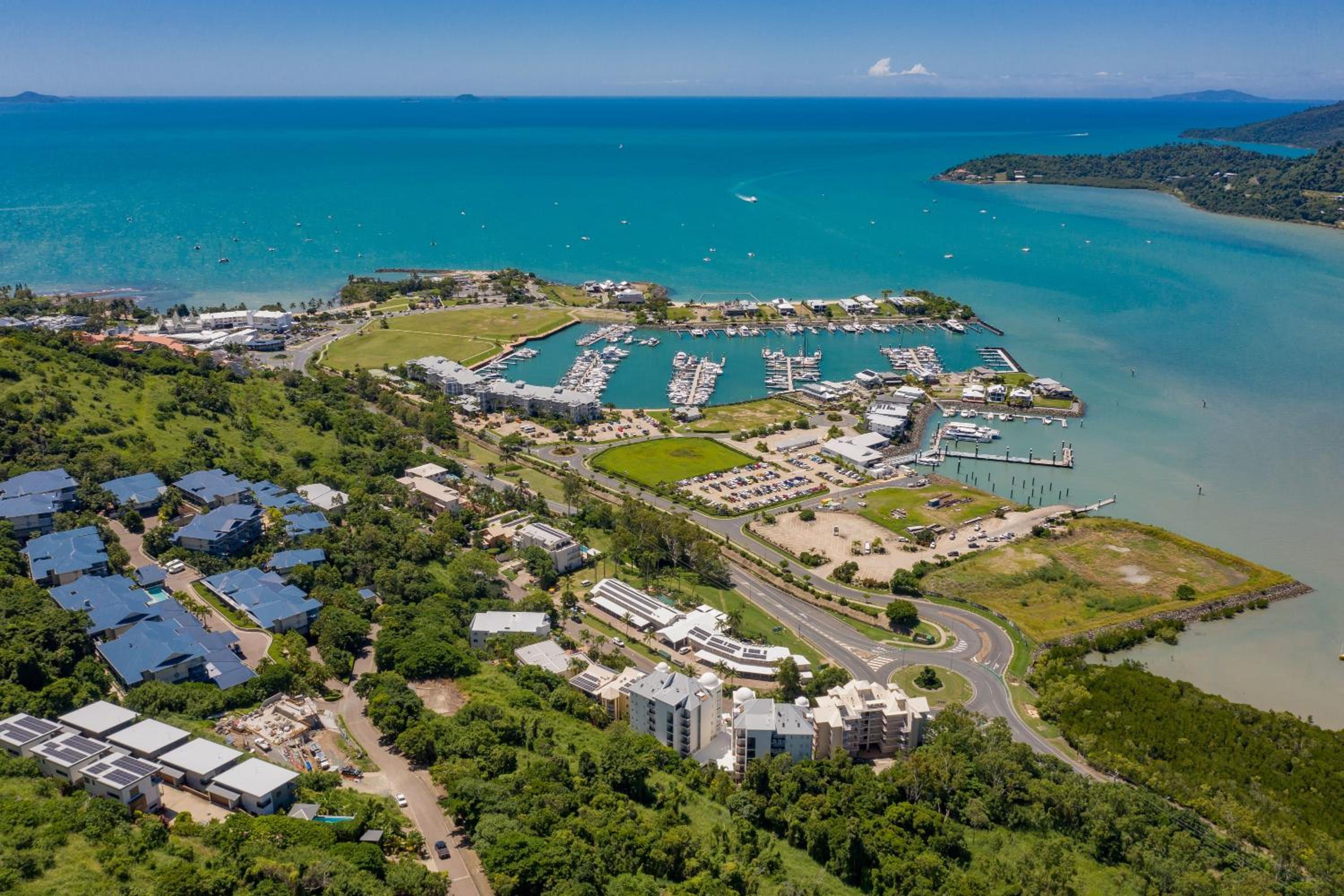 Whitsunday Blue Penthouse with the best views in Airlie Beach