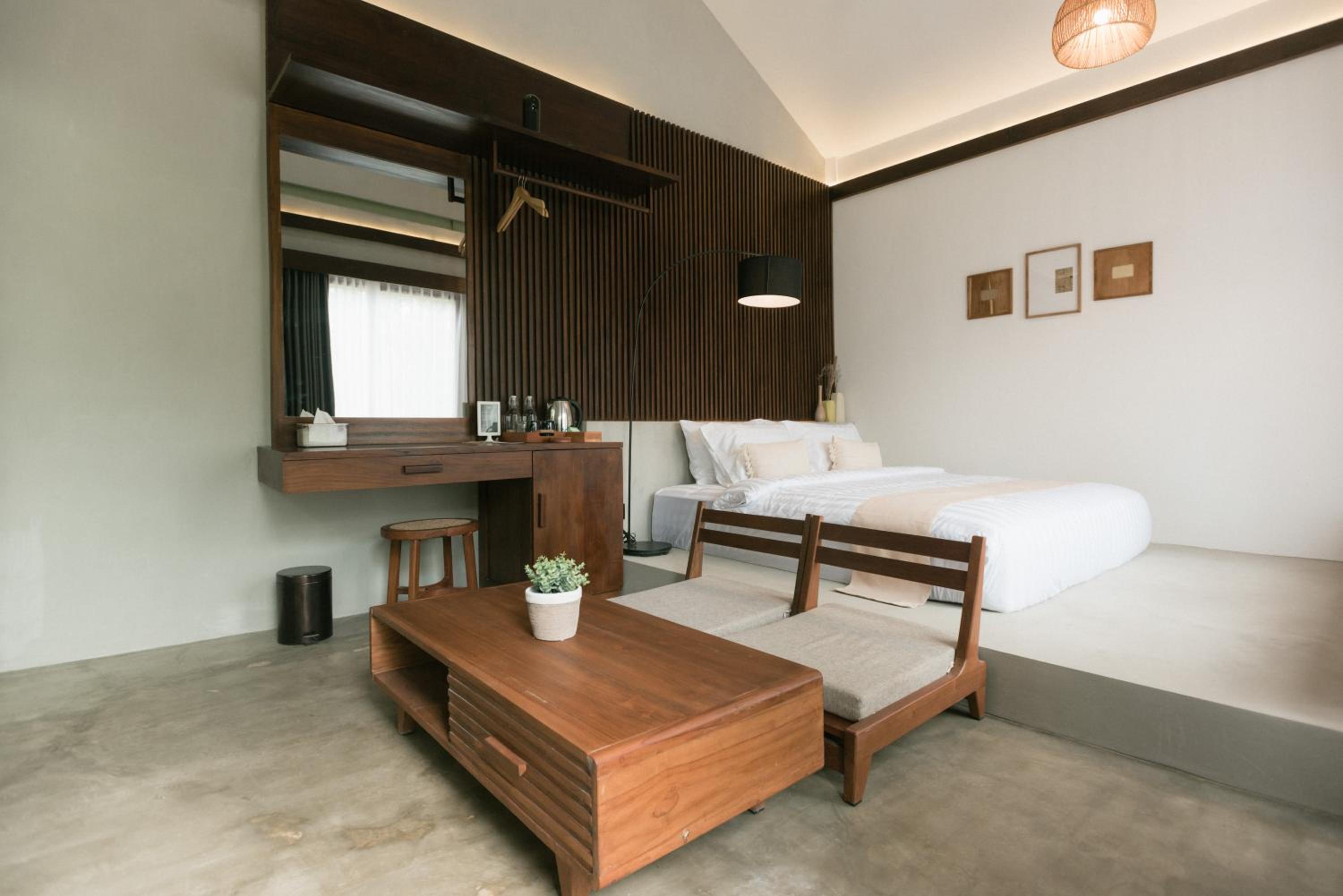 LAYANA FARMSTAY
