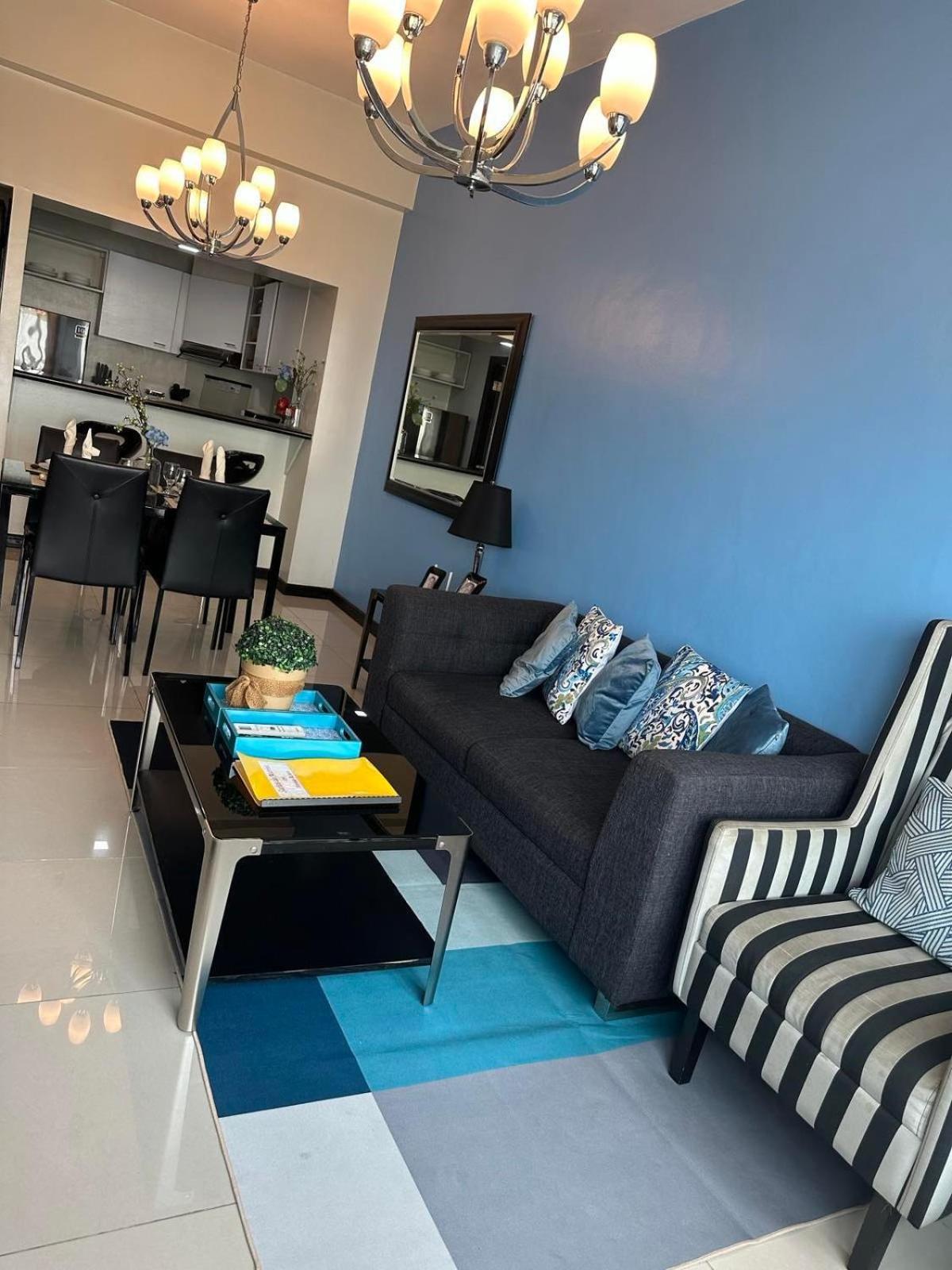 Suites de Marina Manila with Netflix — Manila