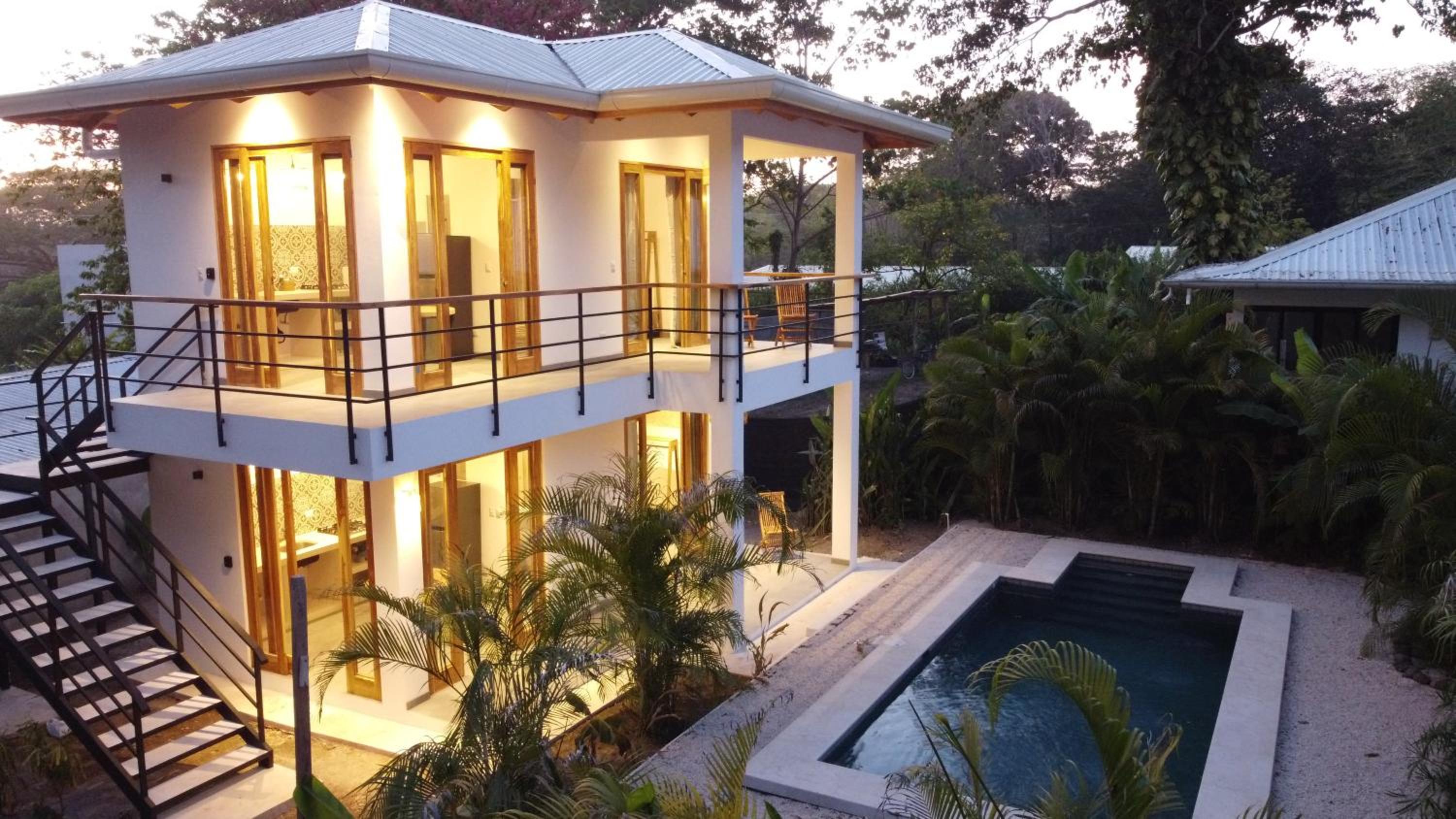 Lapislazuli House & Flats with shared Pool