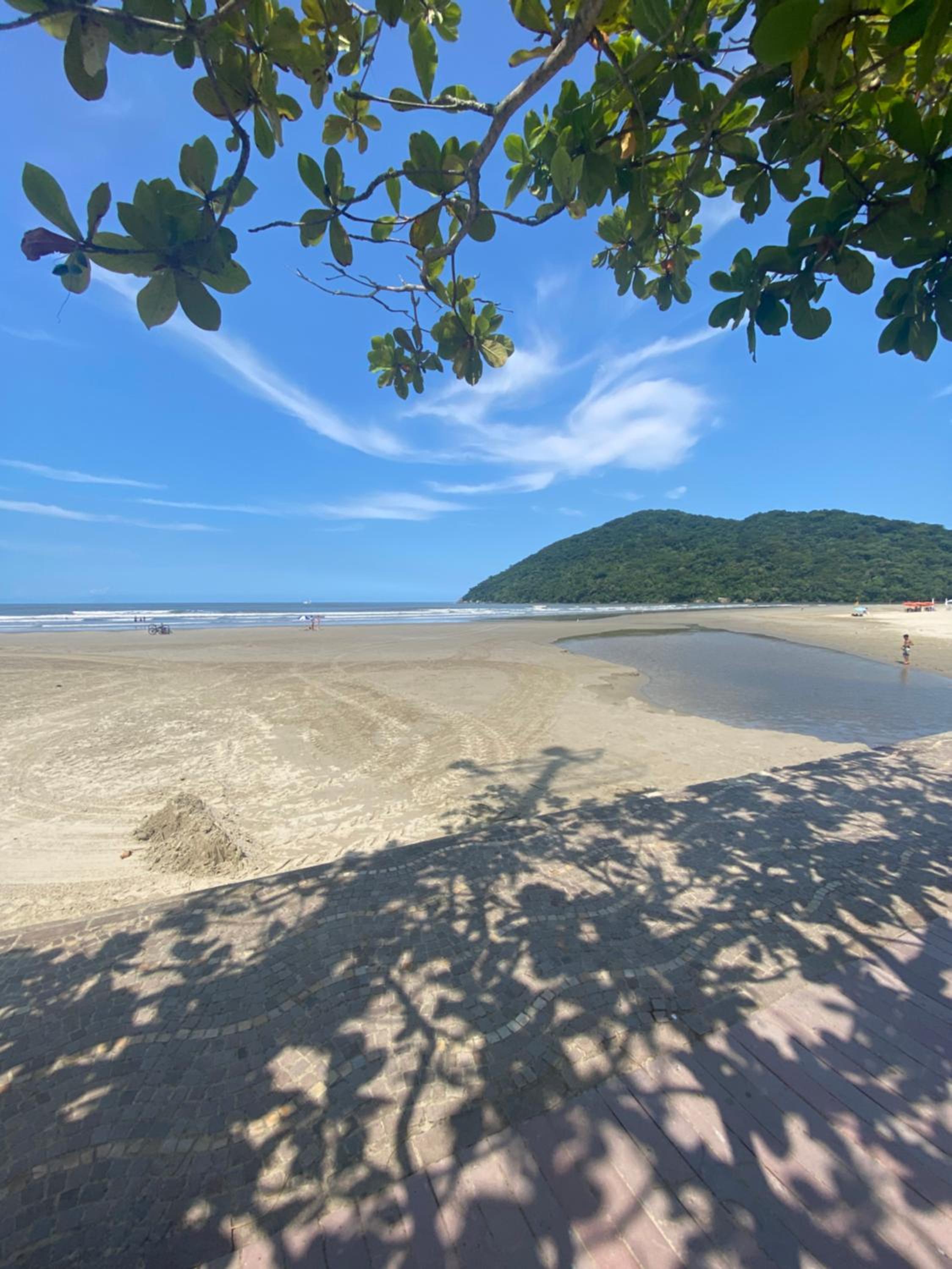 Bertioga de frente pro mar