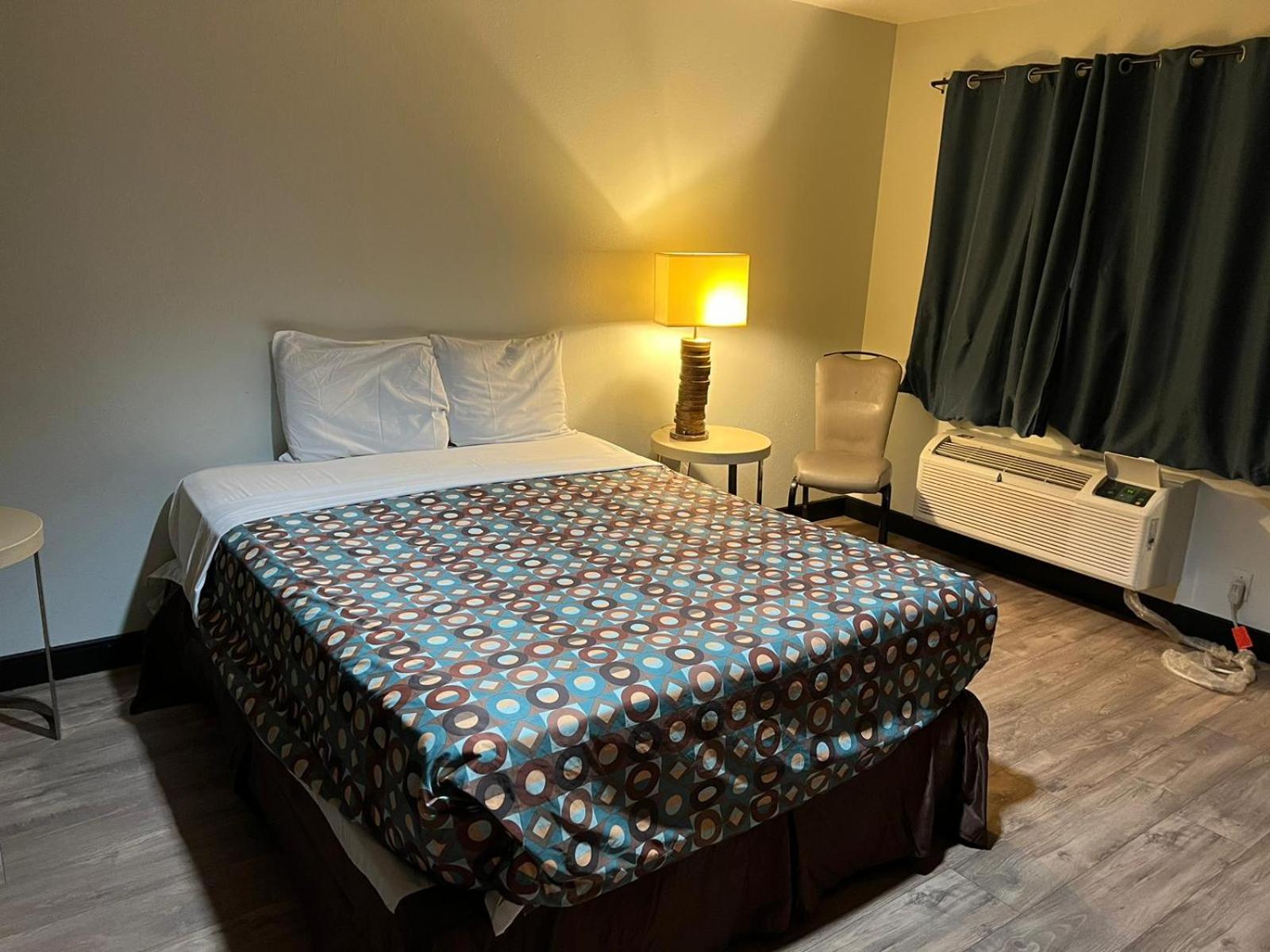 Goldstar Inn