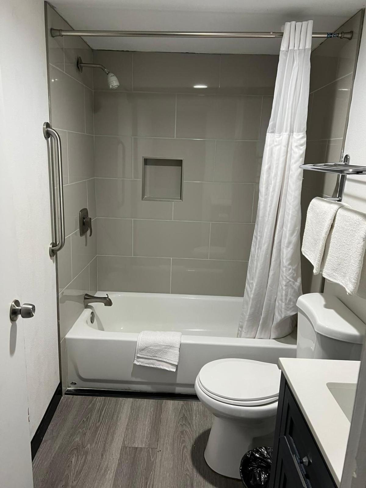 Goldstar Inn