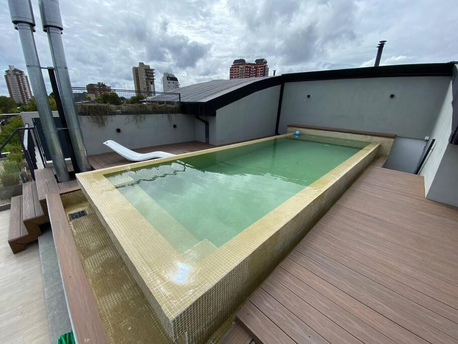 Departamento céntrico a estrenar - Con piscina y parking incluido