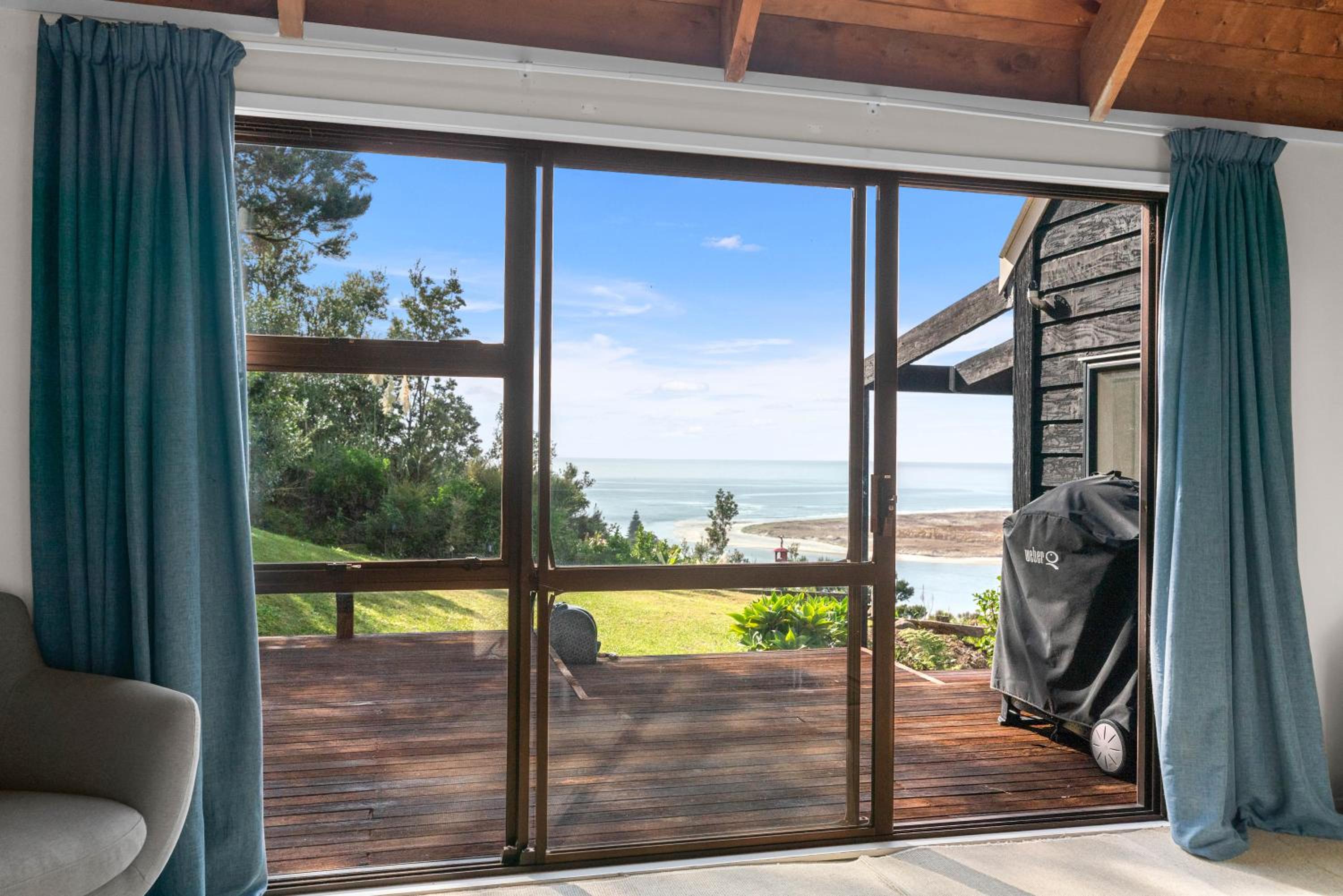 Simply Fabulous - Mangawhai Heads Holiday Home