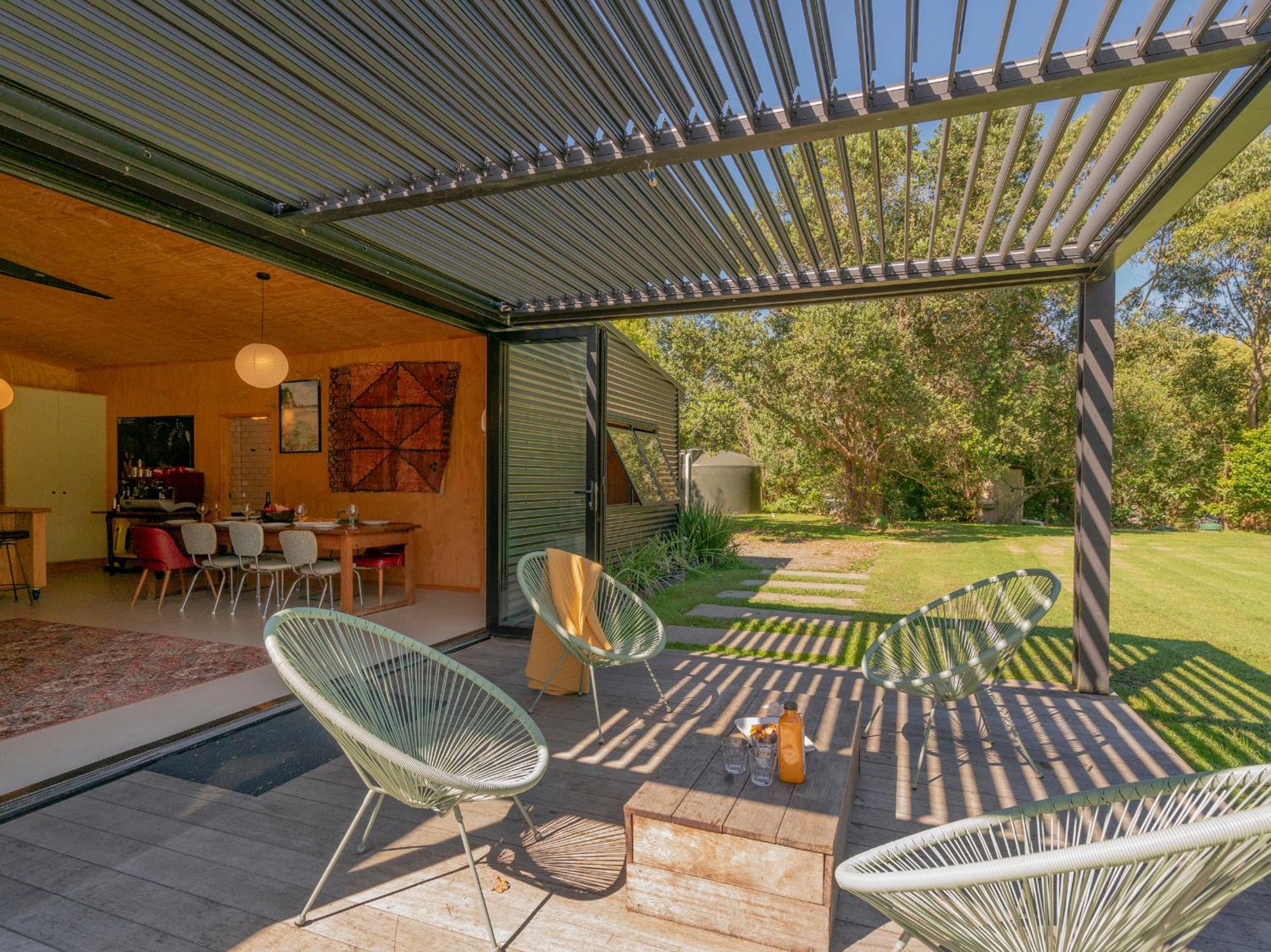 The Pumpkin Shed - Kuaotunu Holiday Home view 4