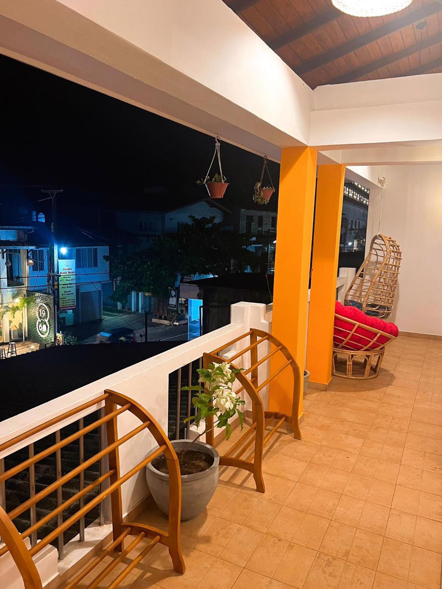 Hummus Hostel Hikkaduwa
