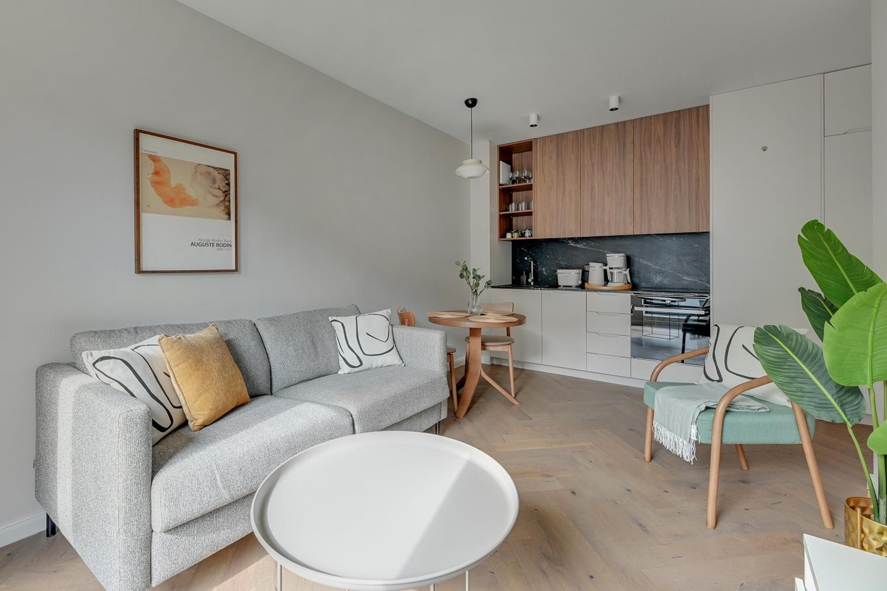 Bank Polski City Center Apartment with Parking by Lion Apartments