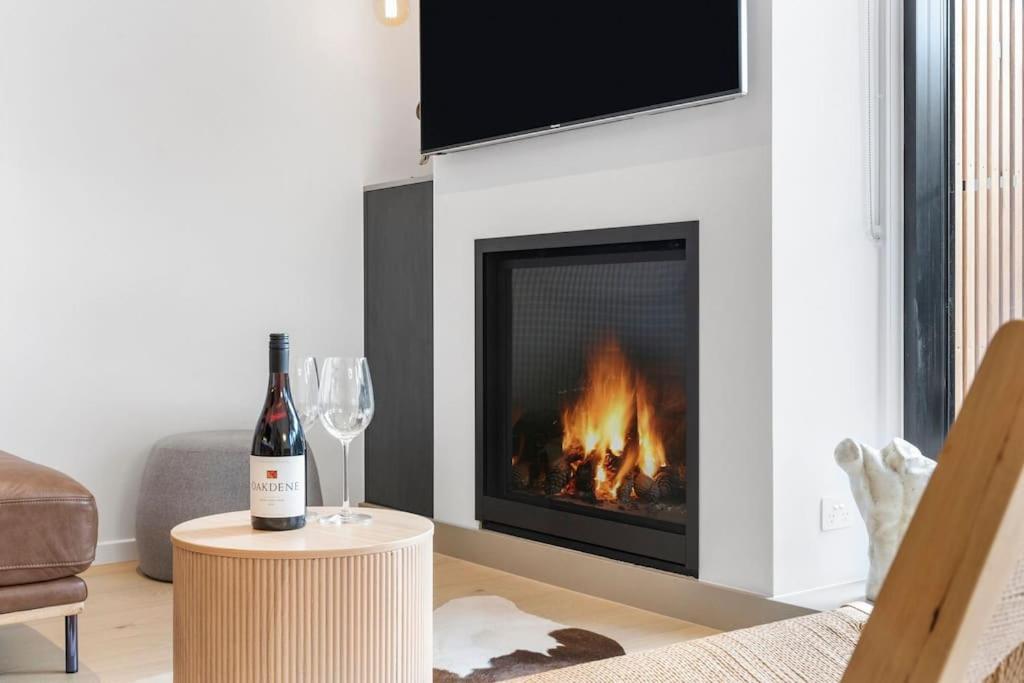Park Place Luxe - Stylish & Central Apartment