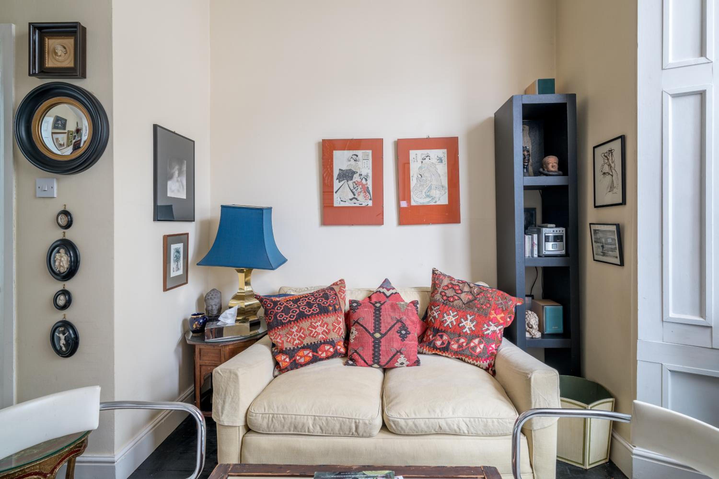 JOIVY Cozy 1 bed flat with garden in North Kensington