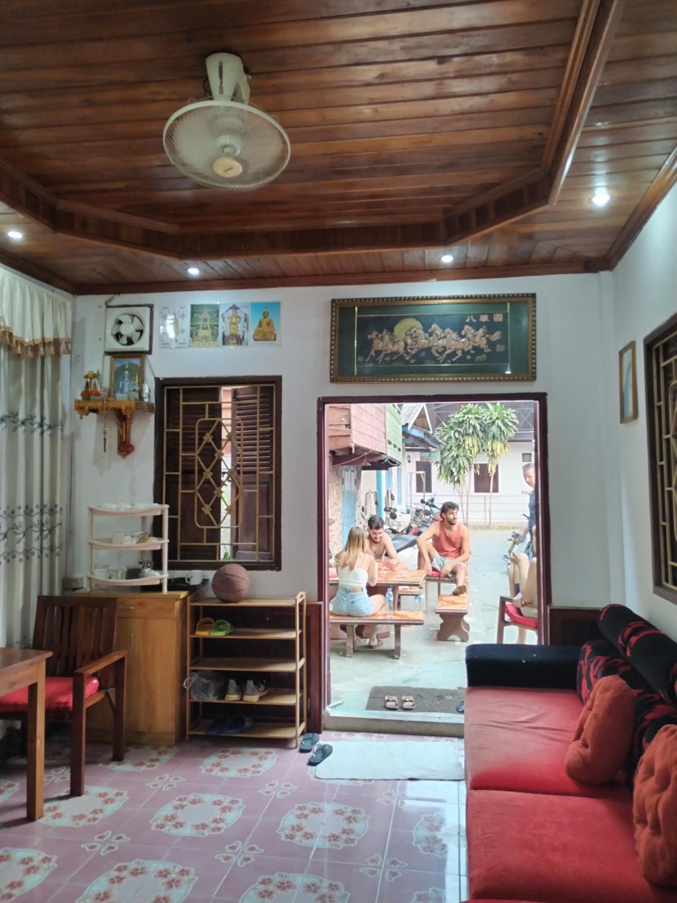 Phanh Tha Sone Guest House