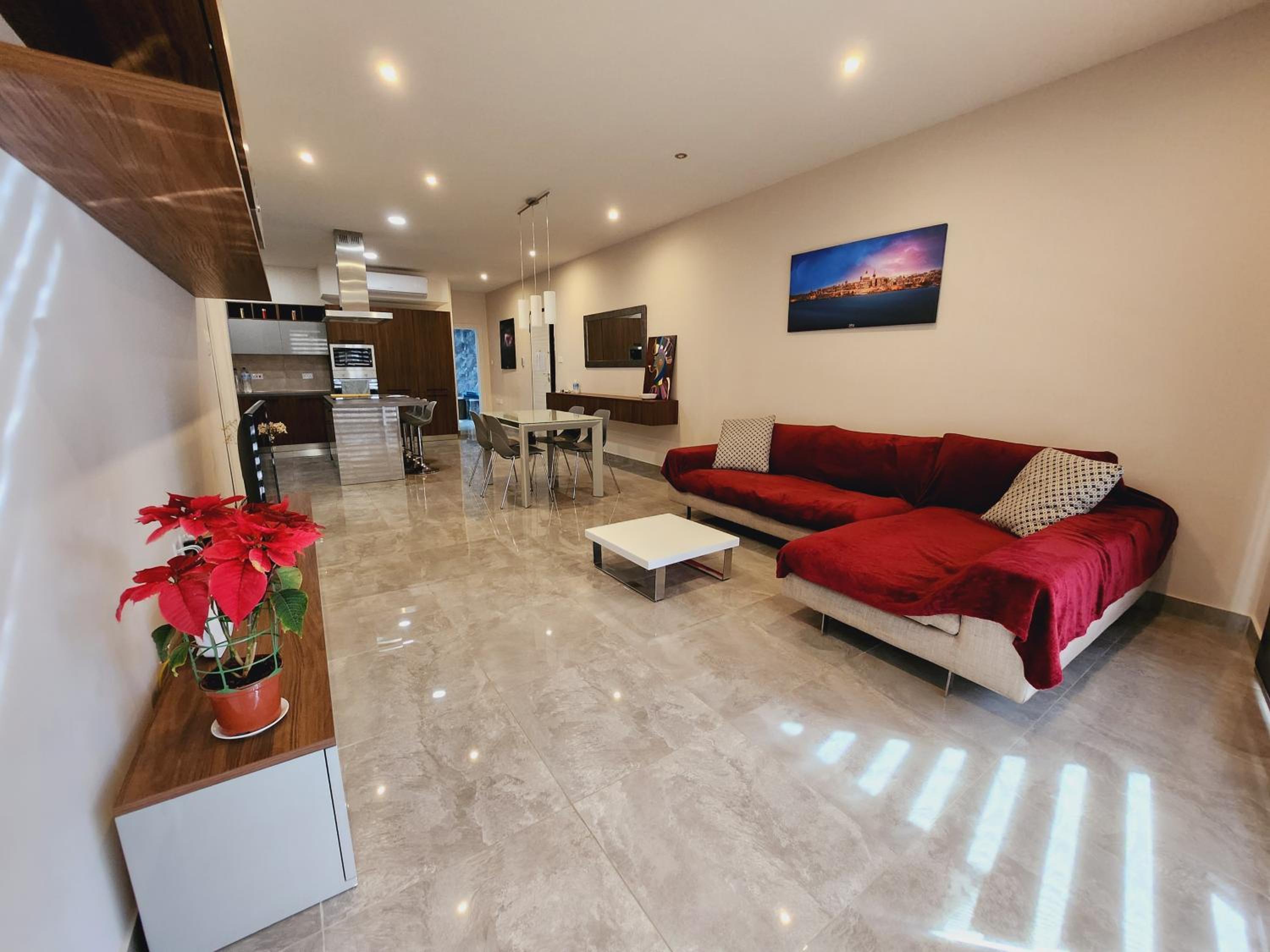 Ocean Blue Apt4 luxurious, modern Apt at Zonqor Pt photo 4