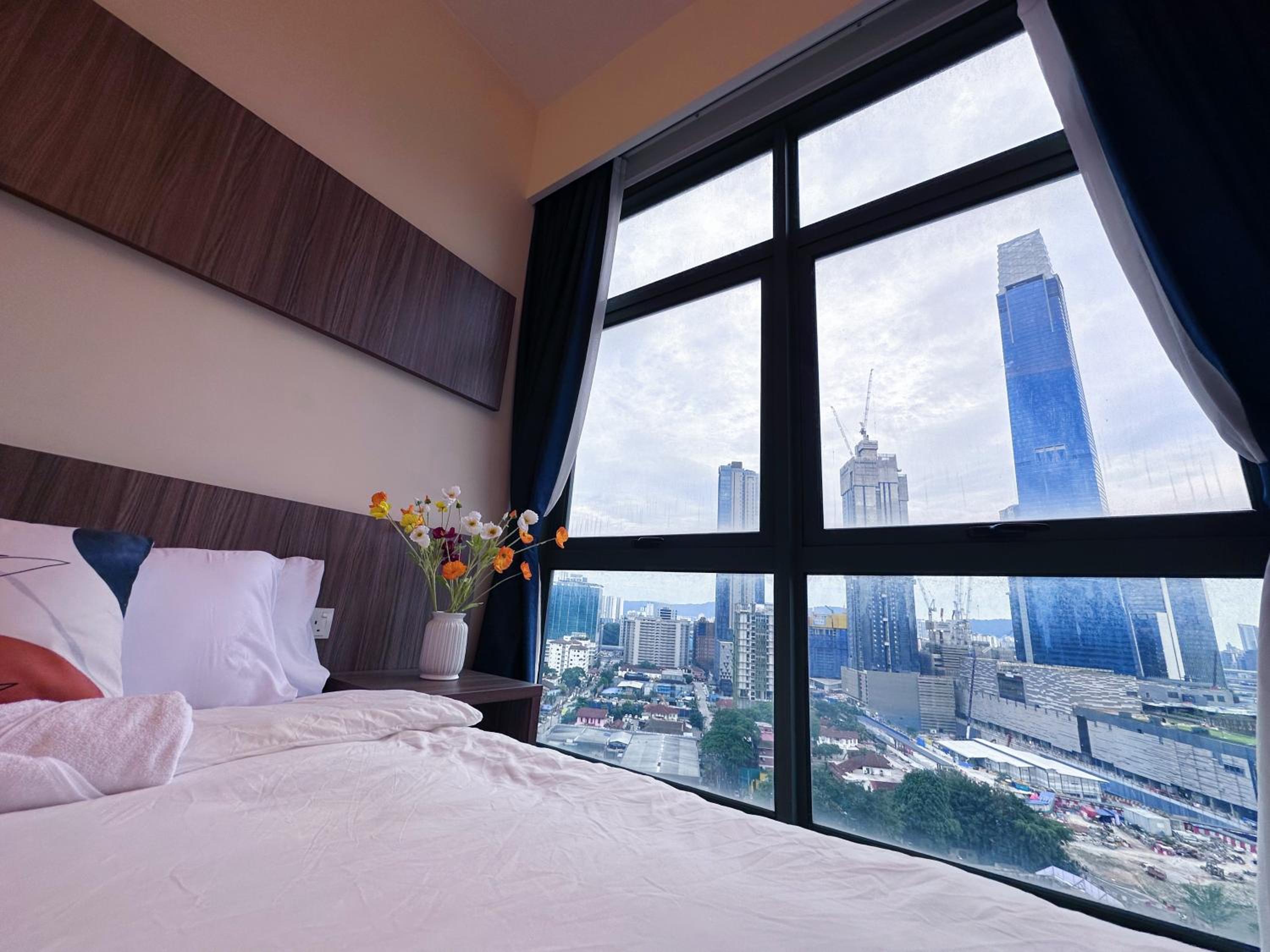 TRIBECA Suites KL Pavilion @ Bukit Bintang with Sky Infinity Pool