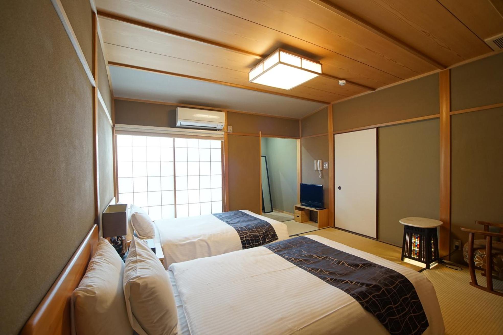 Sakura Riverview Gion