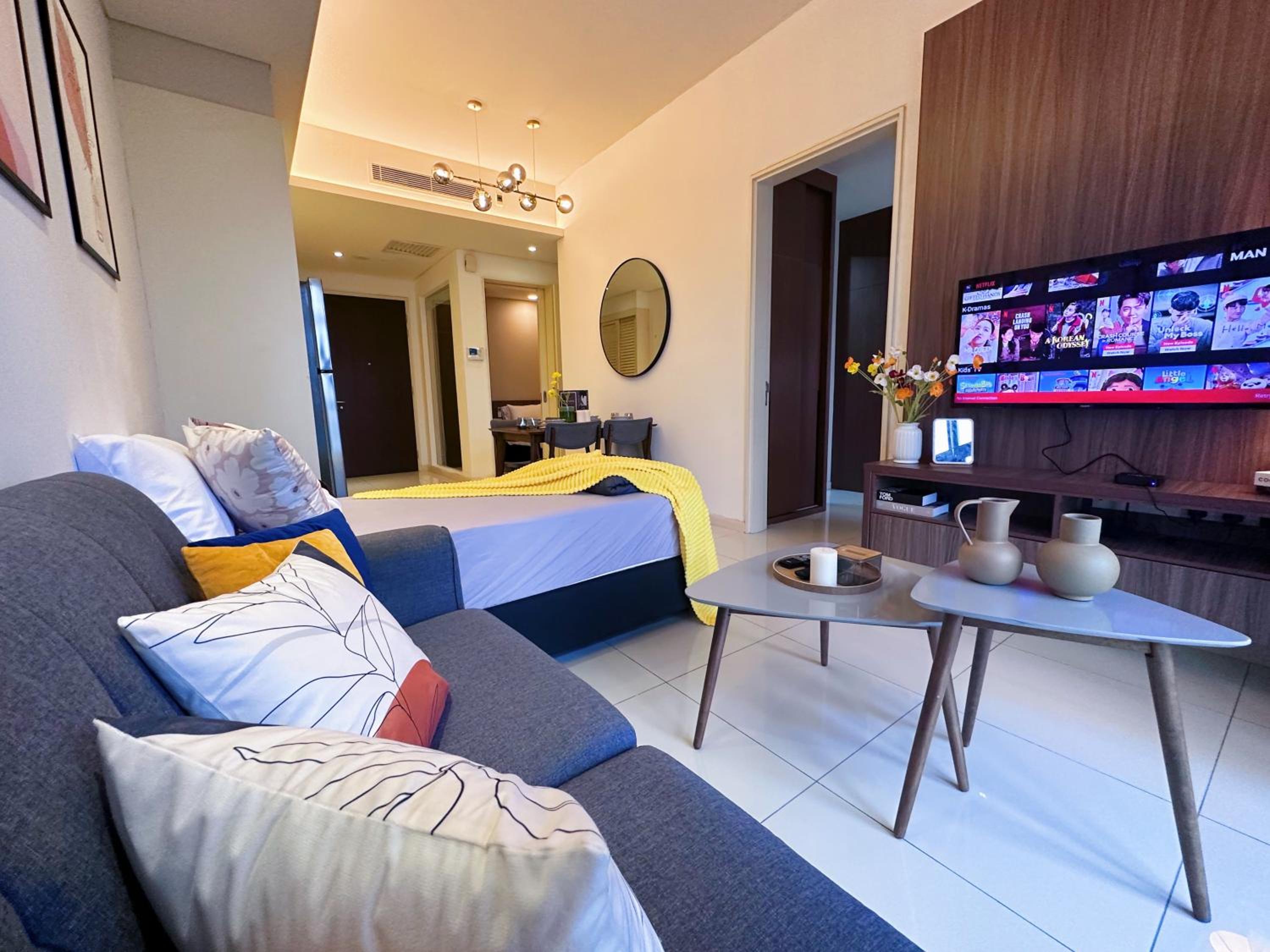 TRIBECA Suites KL Pavilion @ Bukit Bintang with Sky Infinity Pool