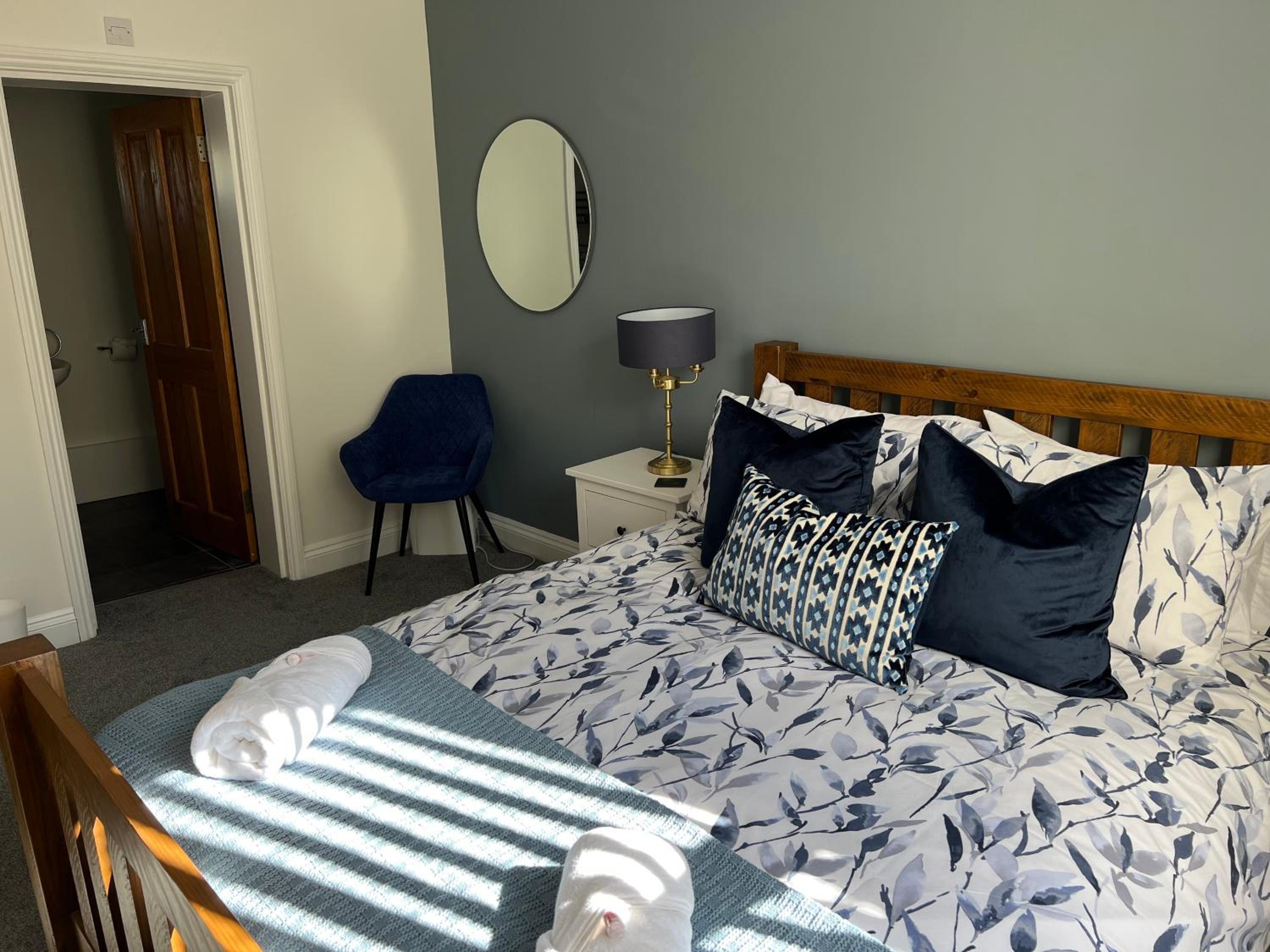 Basingstoke Vacations - The Snicket Apartment - Property Image 18