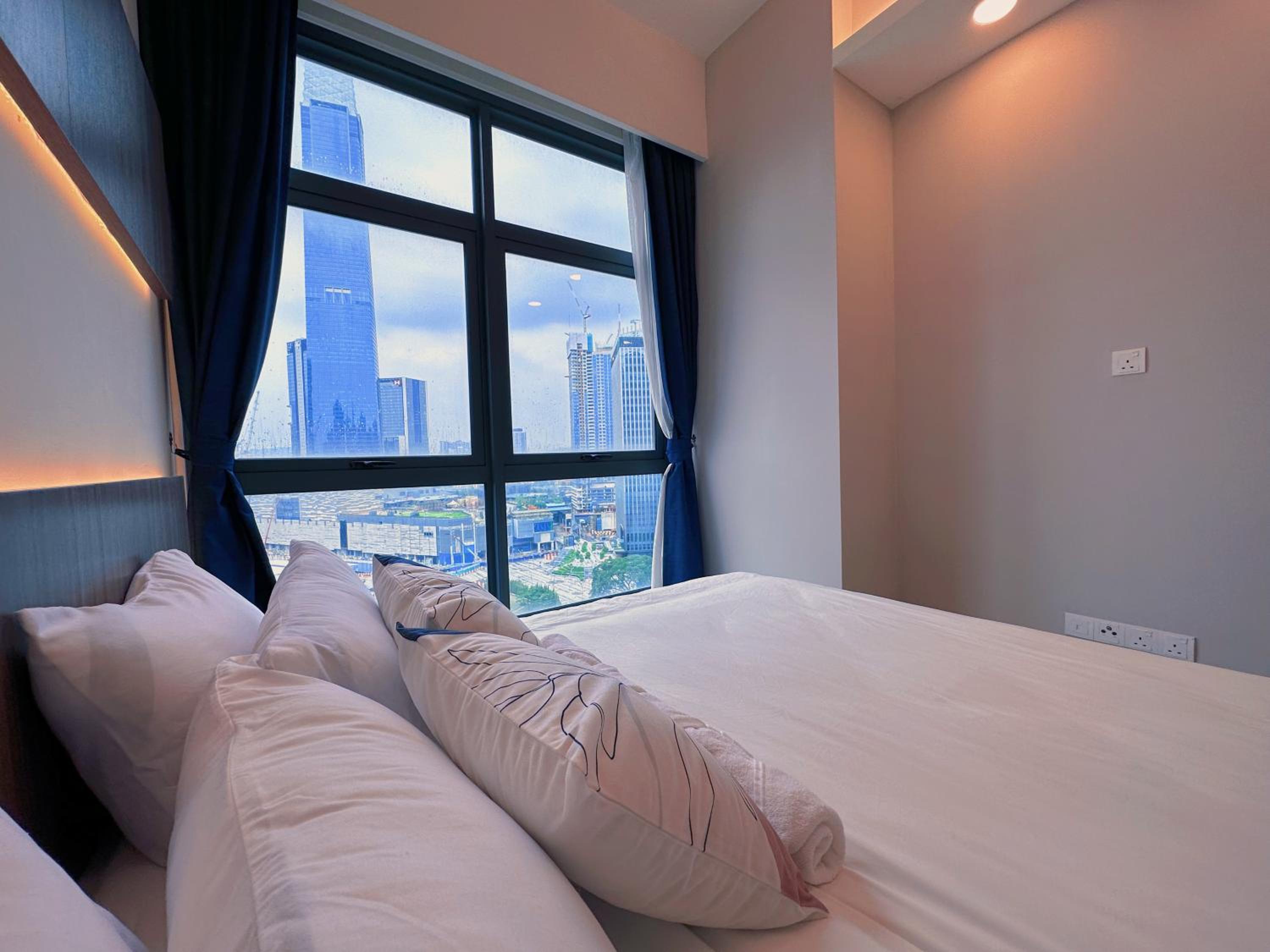 TRIBECA Suites KL Pavilion @ Bukit Bintang with Sky Infinity Pool