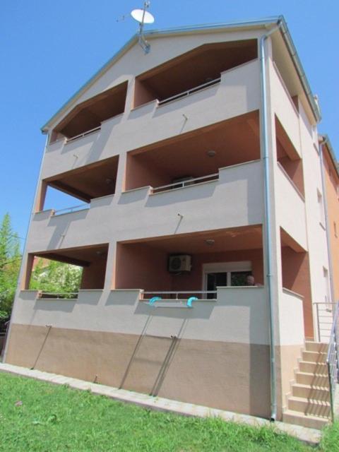 Blue stars apartment