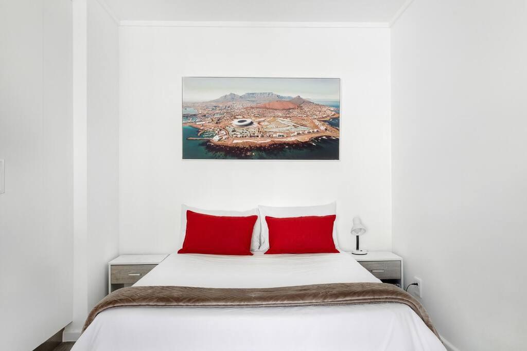 Business hub,trendy,secure living in heritage area view 4