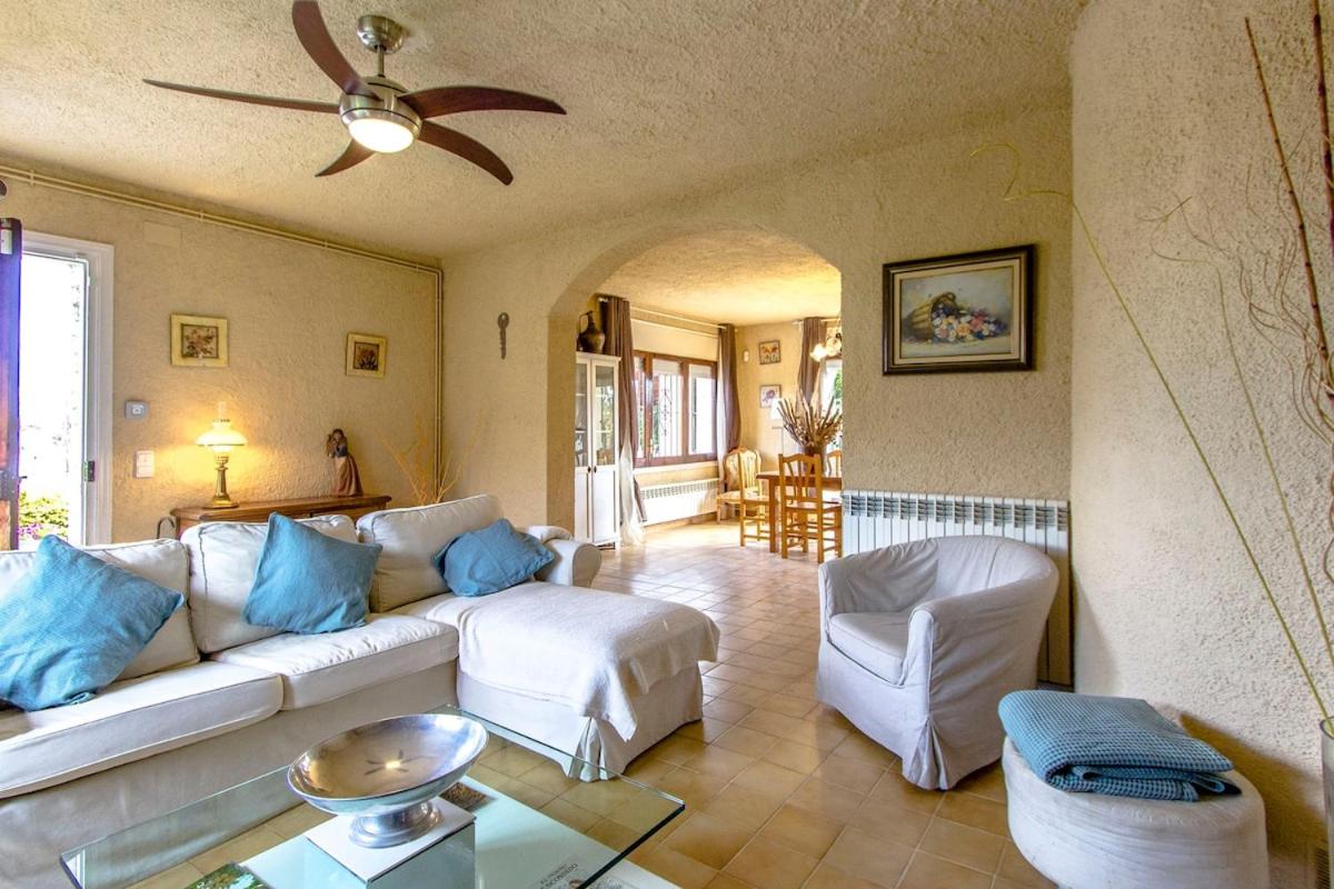 Catalunya Casas Unique Costa Brava Abode with train access to BCN