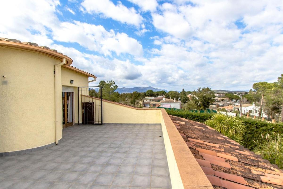 Catalunya Casas Unique Costa Brava Abode with train access to BCN