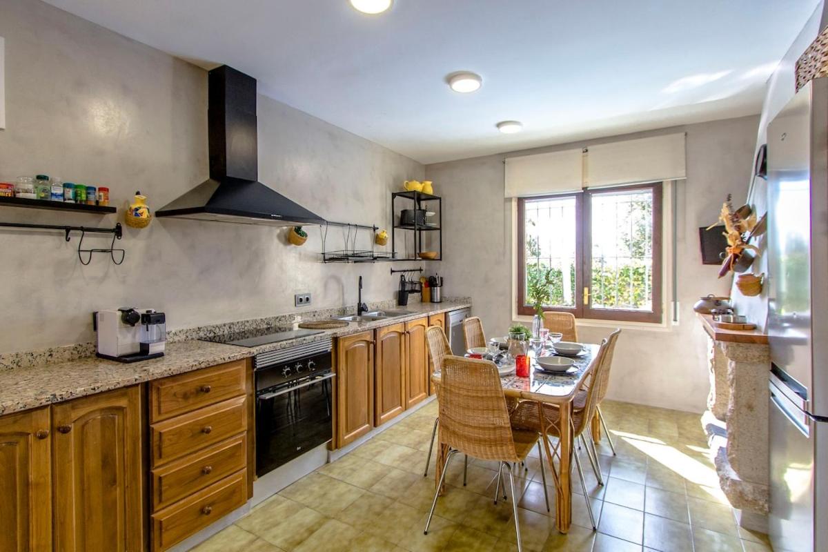 Catalunya Casas Unique Costa Brava Abode with train access to BCN