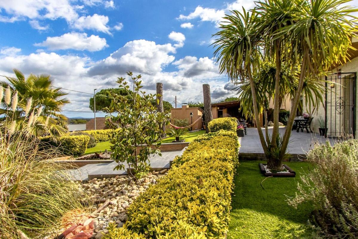Catalunya Casas Unique Costa Brava Abode with train access to BCN
