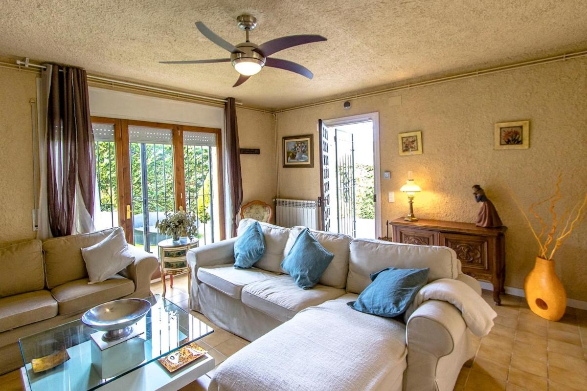 Catalunya Casas Unique Costa Brava Abode with train access to BCN