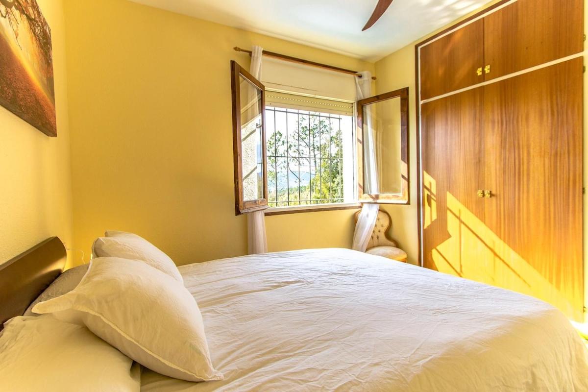 Catalunya Casas Unique Costa Brava Abode with train access to BCN