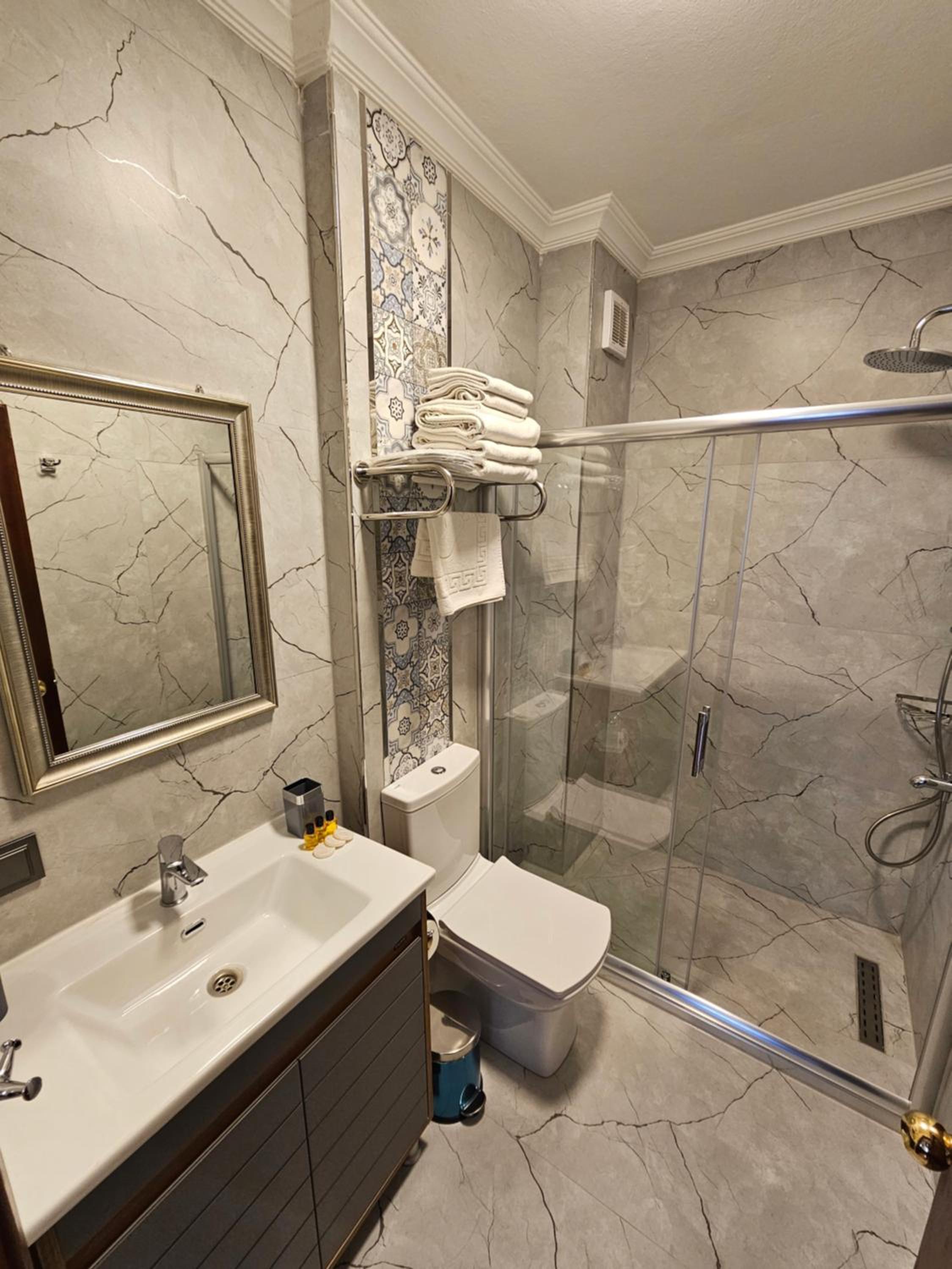 Gul Sultan Hotel