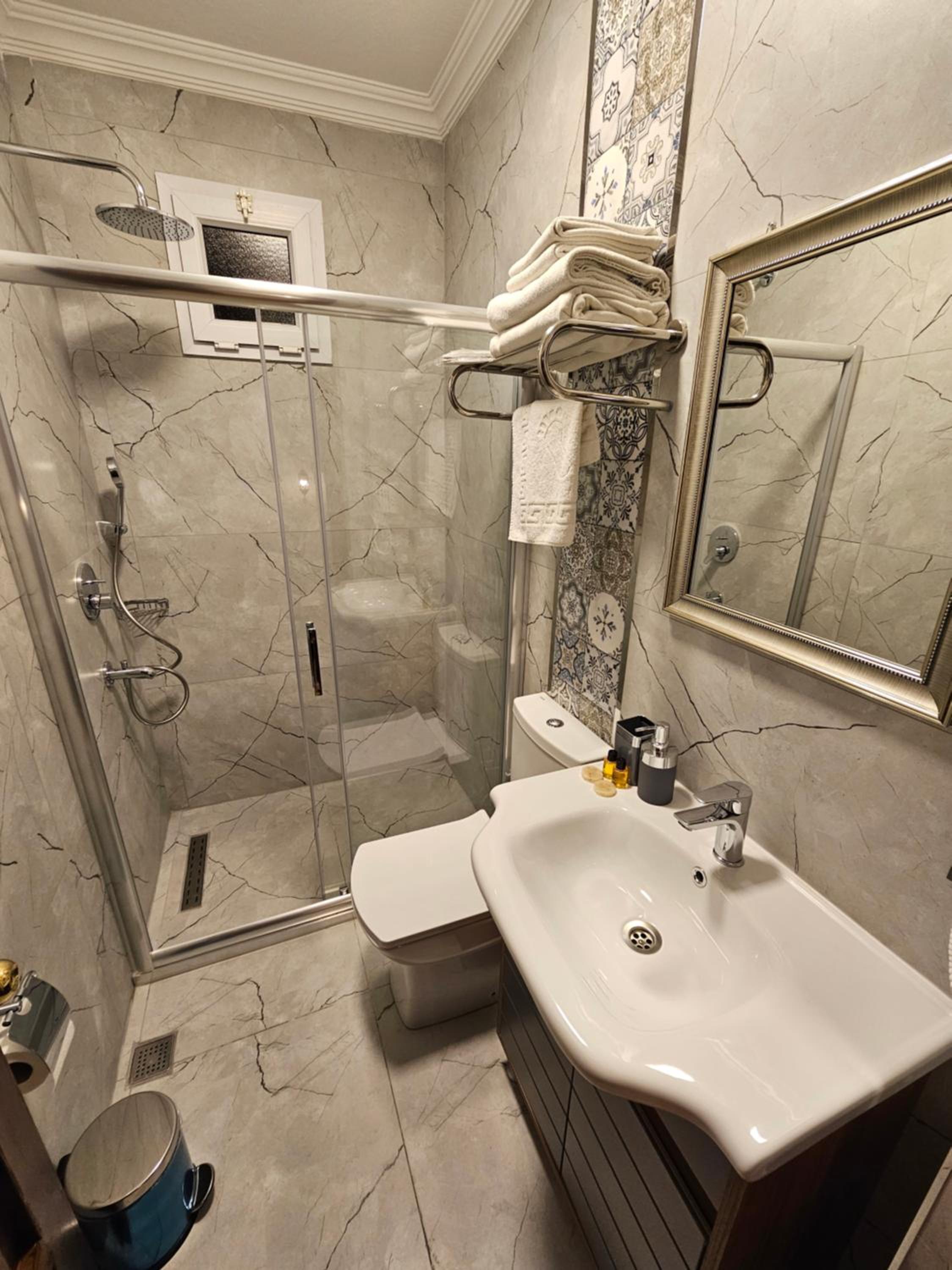 Gul Sultan Hotel