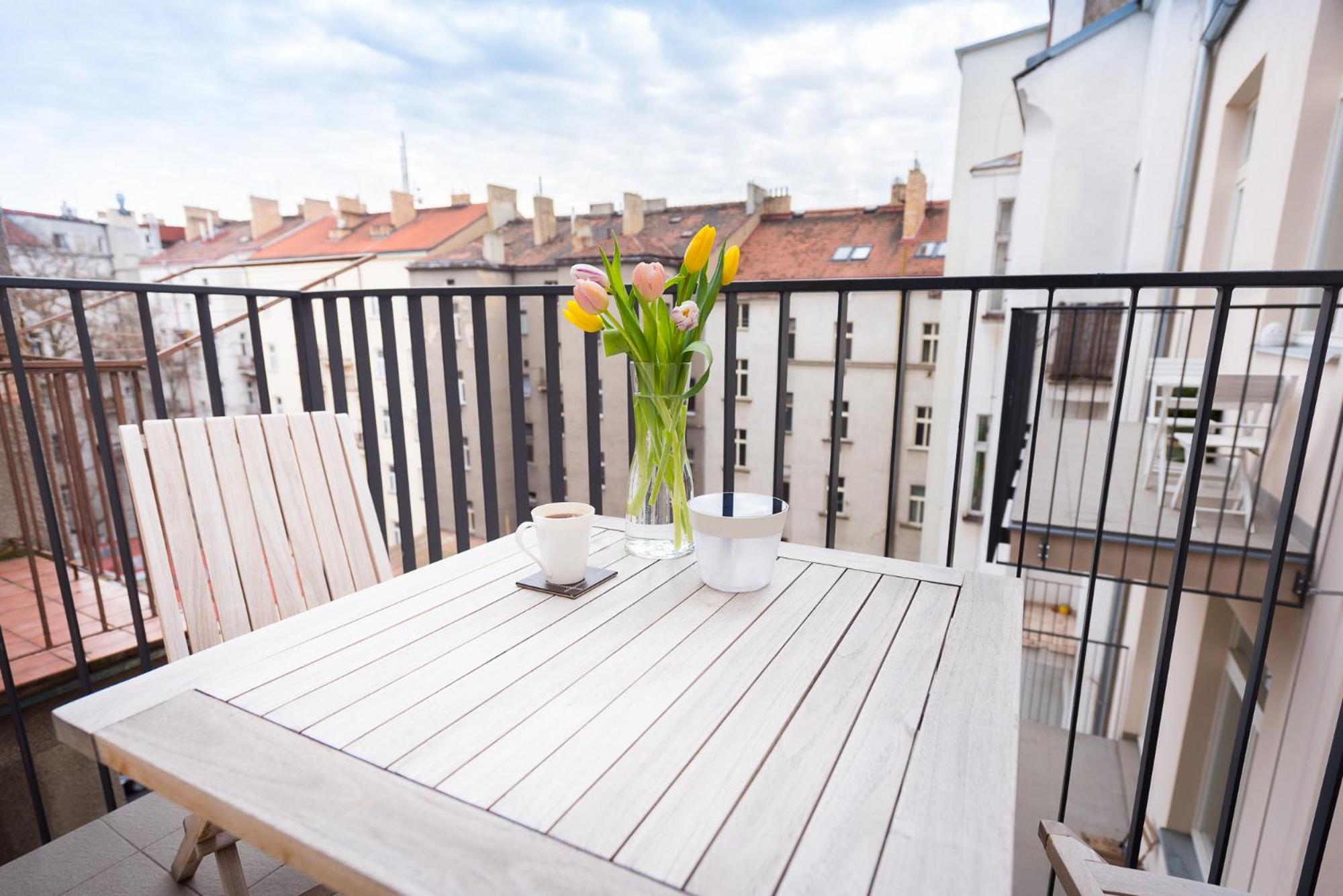 Beautiful Mala Strana Studios by easyBNB