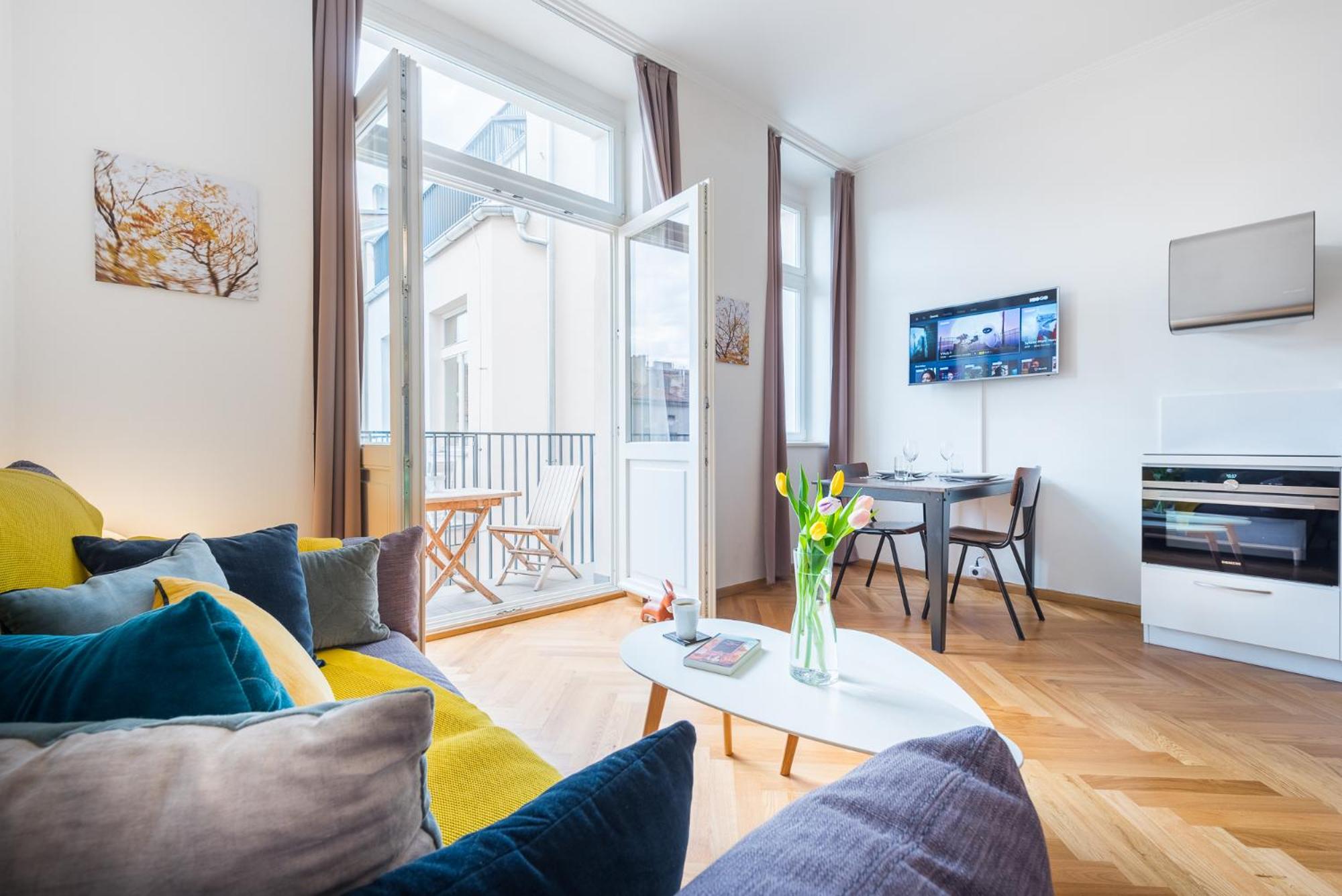 Beautiful Mala Strana Studios by easyBNB