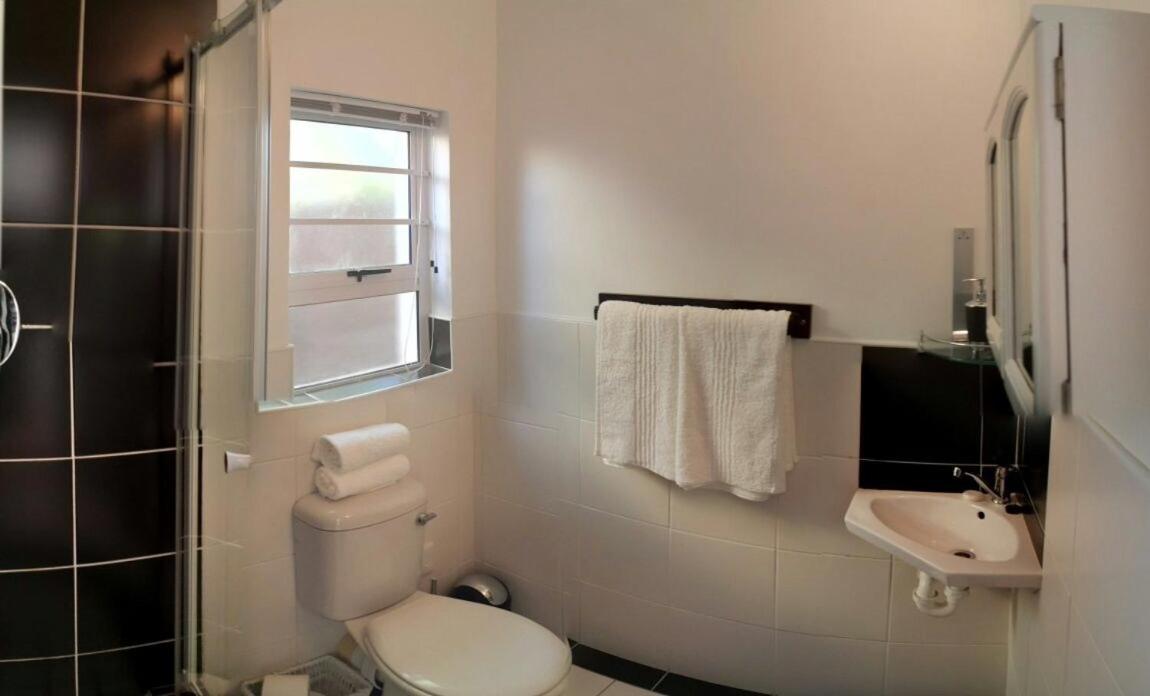Two Door Cottage view 5