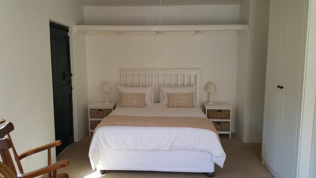 Two Door Cottage view 3