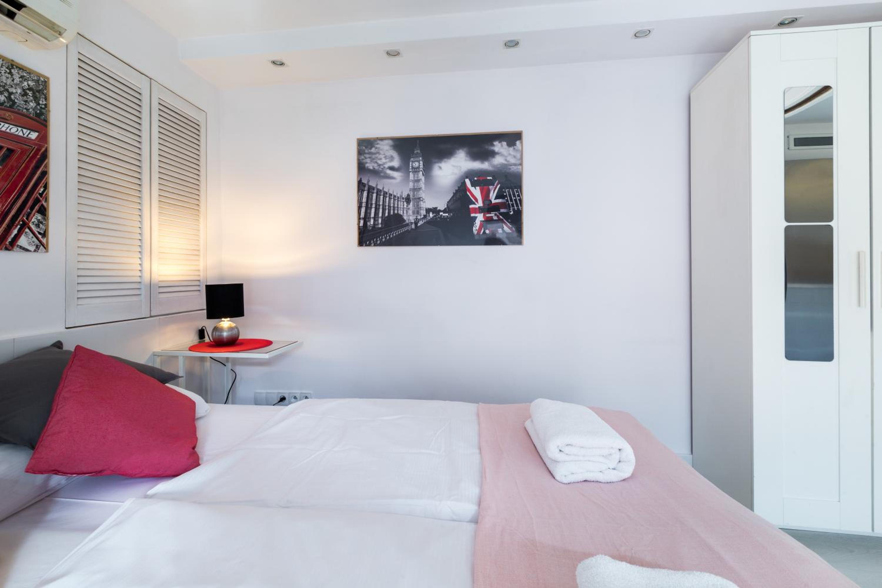 Wawel Cracow Old City Apartments - Friendhouse Apartments