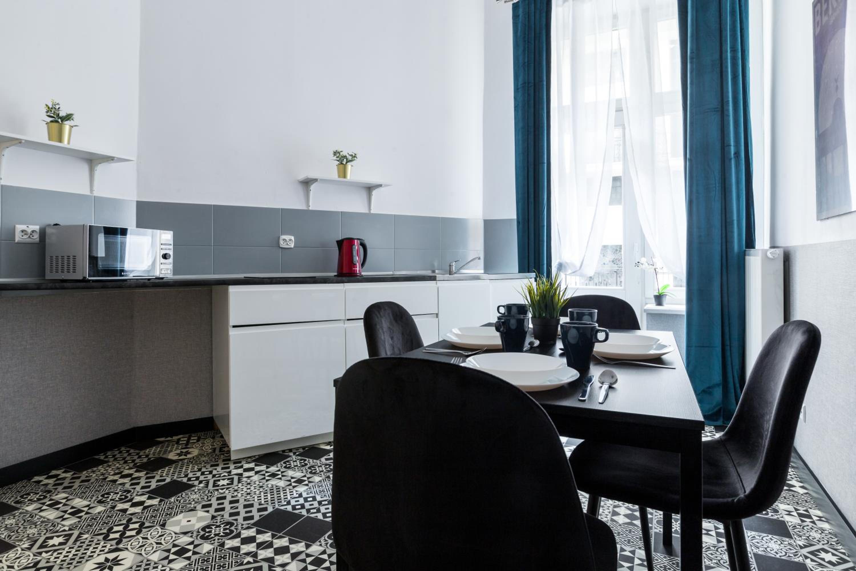 Wawel Cracow Old City Apartments - Friendhouse Apartments