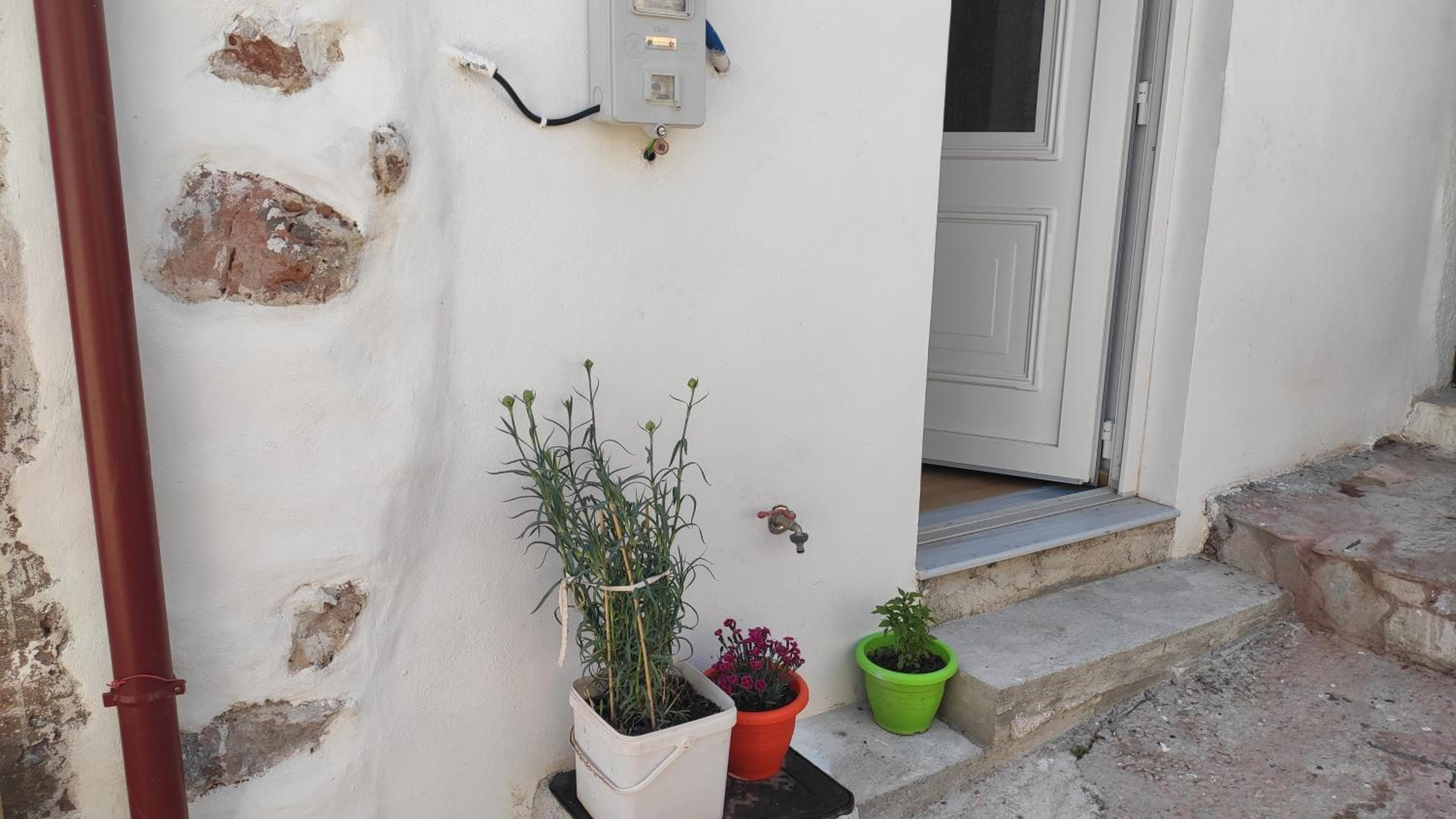 Tsitsinos maisonette house