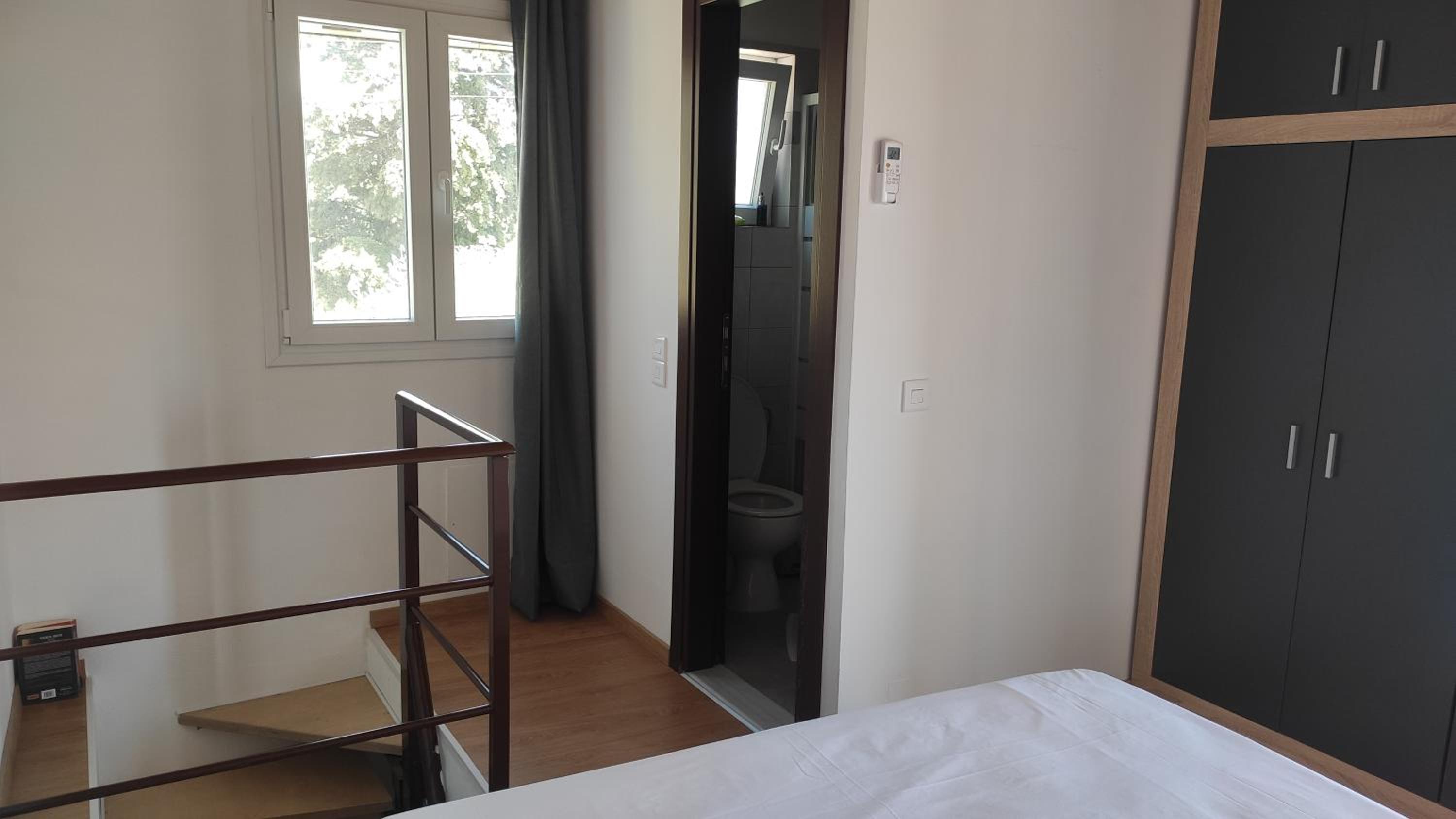 Tsitsinos maisonette house