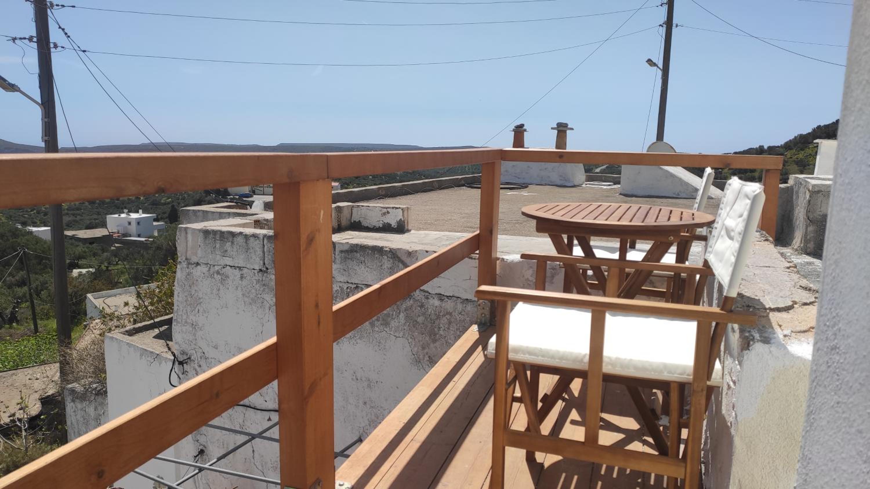 Tsitsinos maisonette house