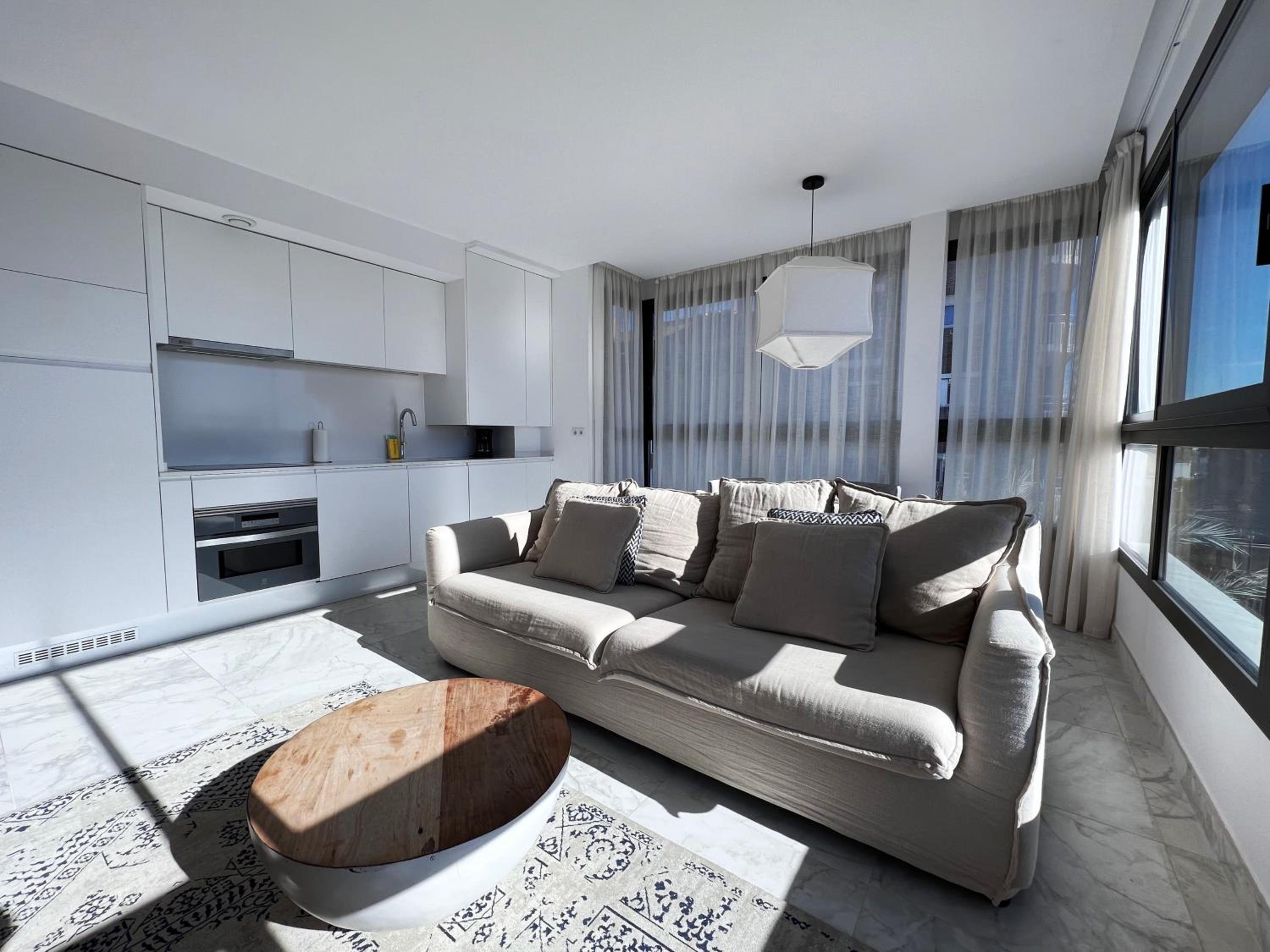 Valencia Luxury - Calma Beach Apartments