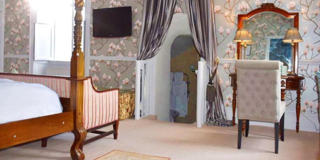 Crug Glas Country House