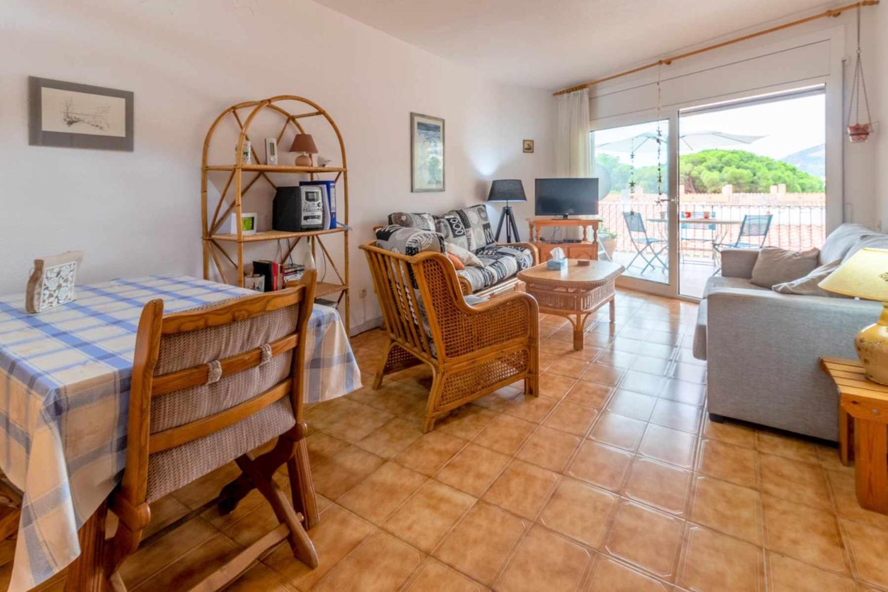 Carboneras 59 – Bonito apartamento con terraza view 3