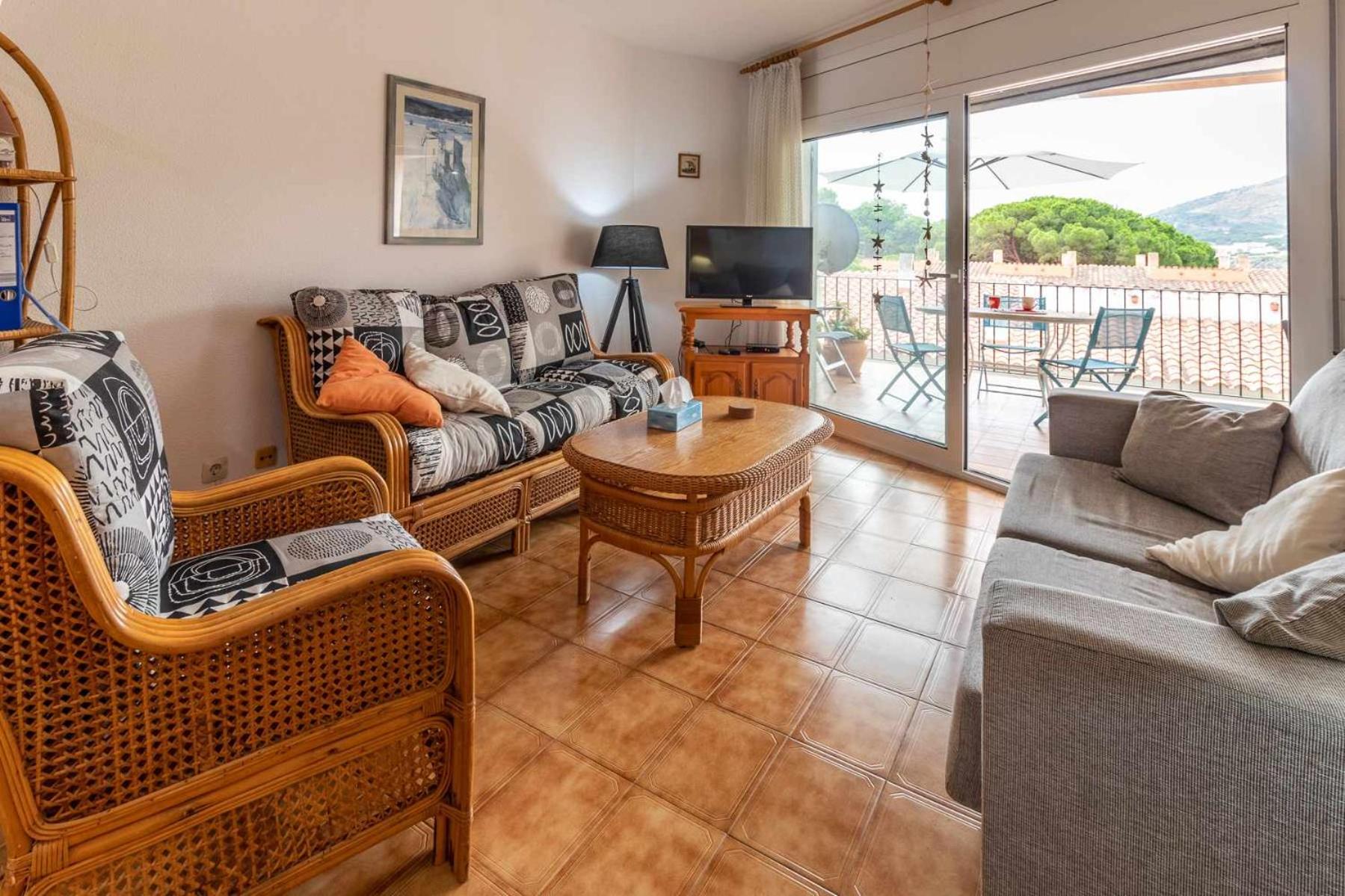 Carboneras 59 – Bonito apartamento con terraza view 4