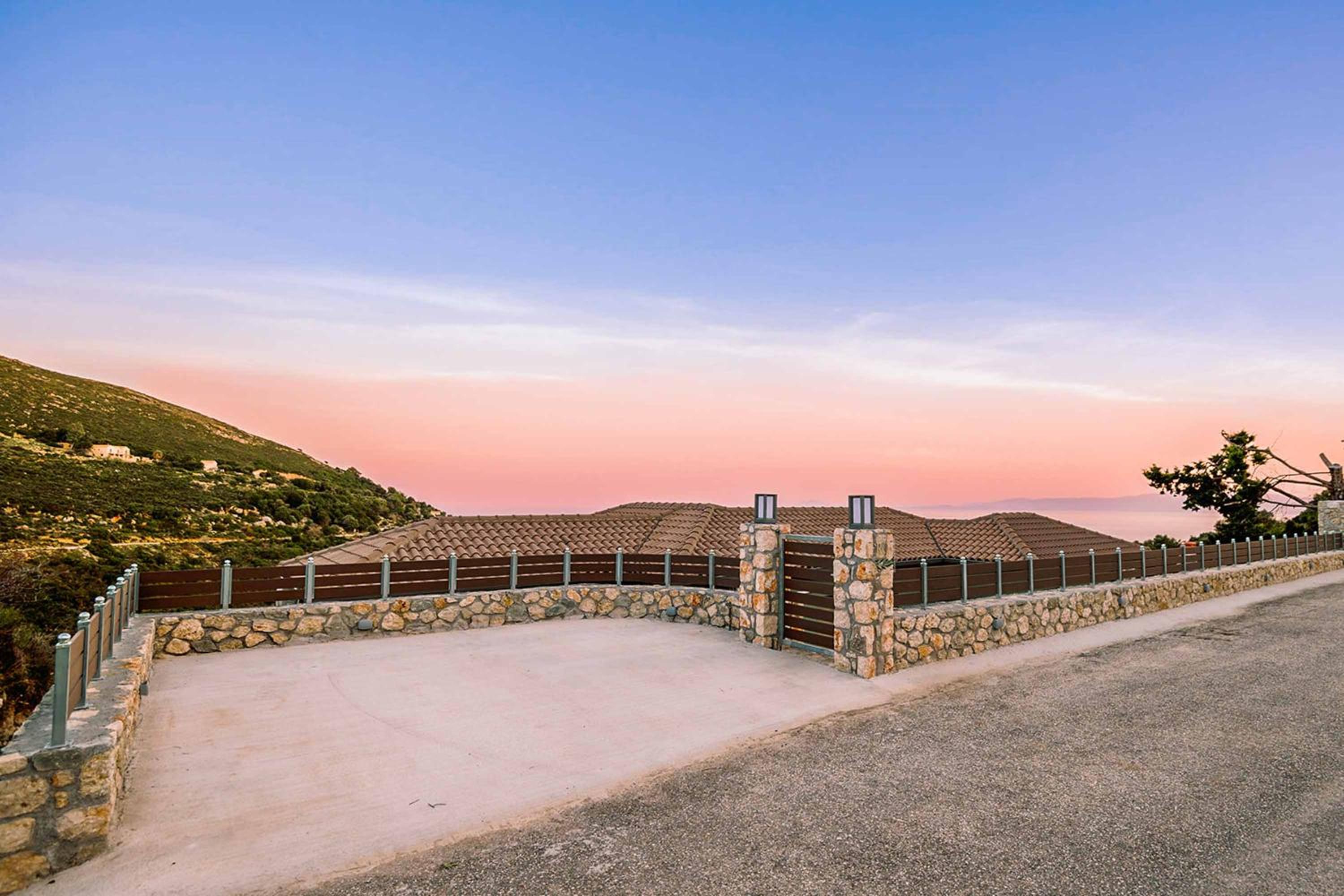 Villa Ieros view 3